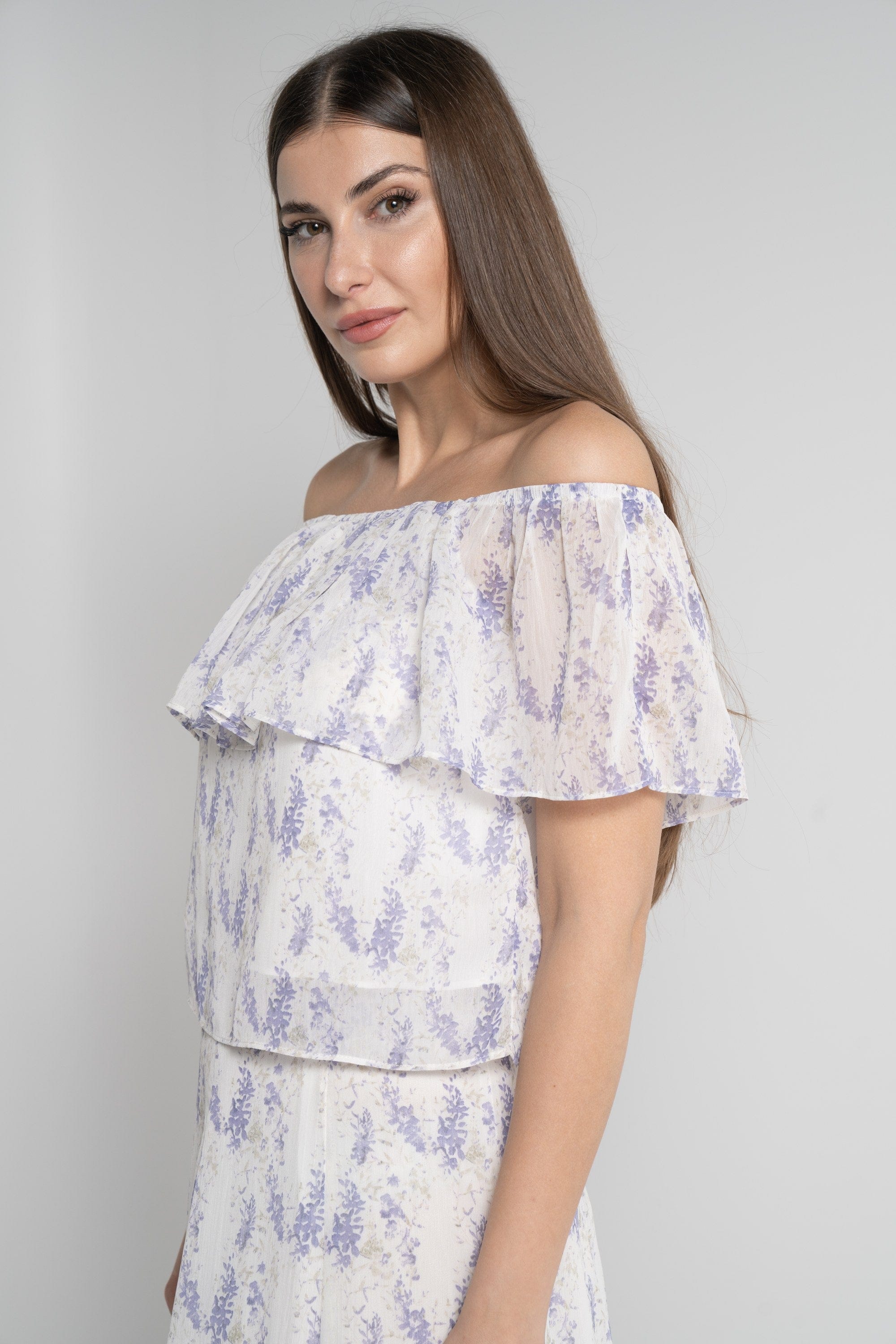 ميكا بلوزة بأكمام قصيرة أوف شولدر مشجرة أوف وايت