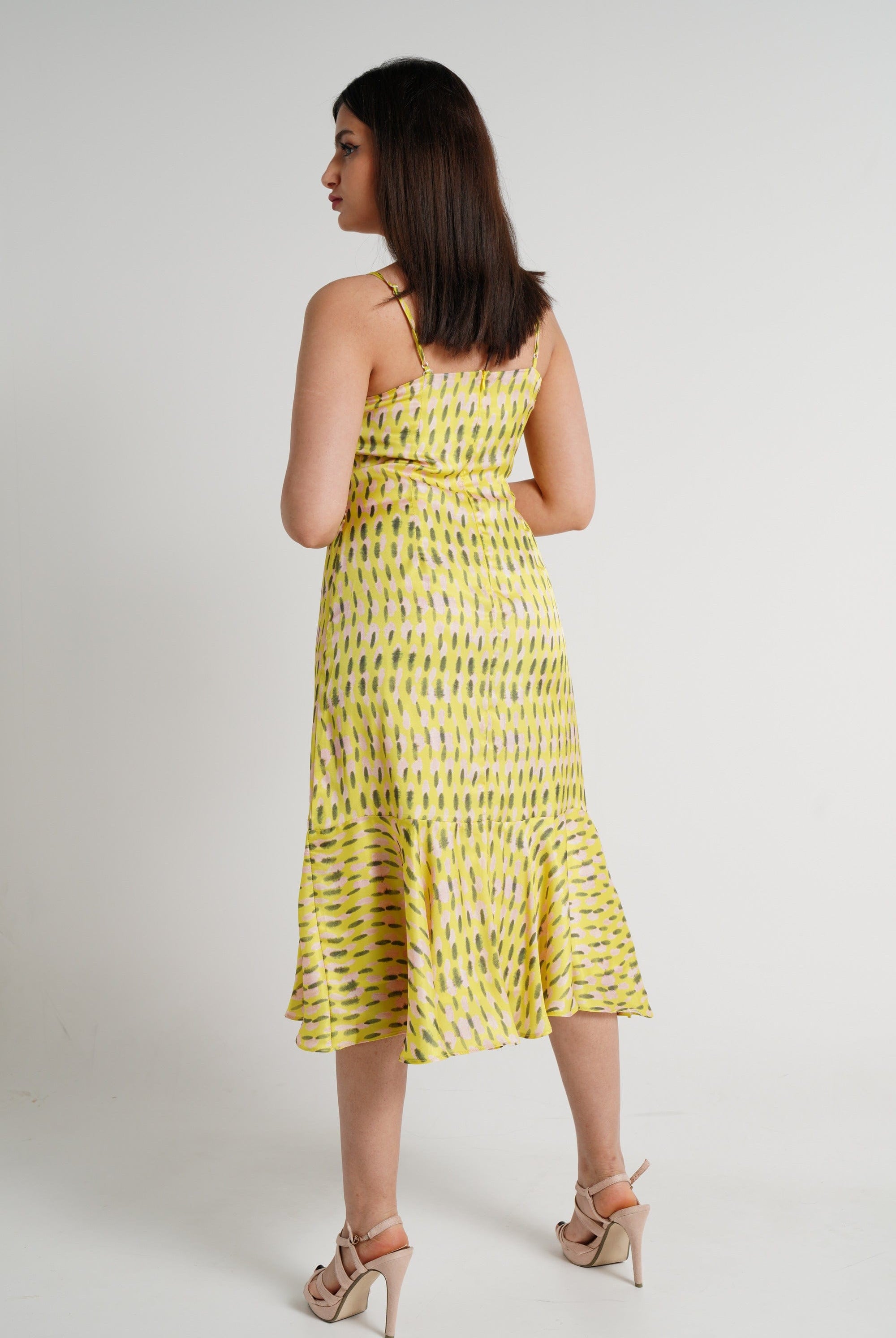 ميكا فستان ميدي حمالات منقوش نسائي أخضر ليما