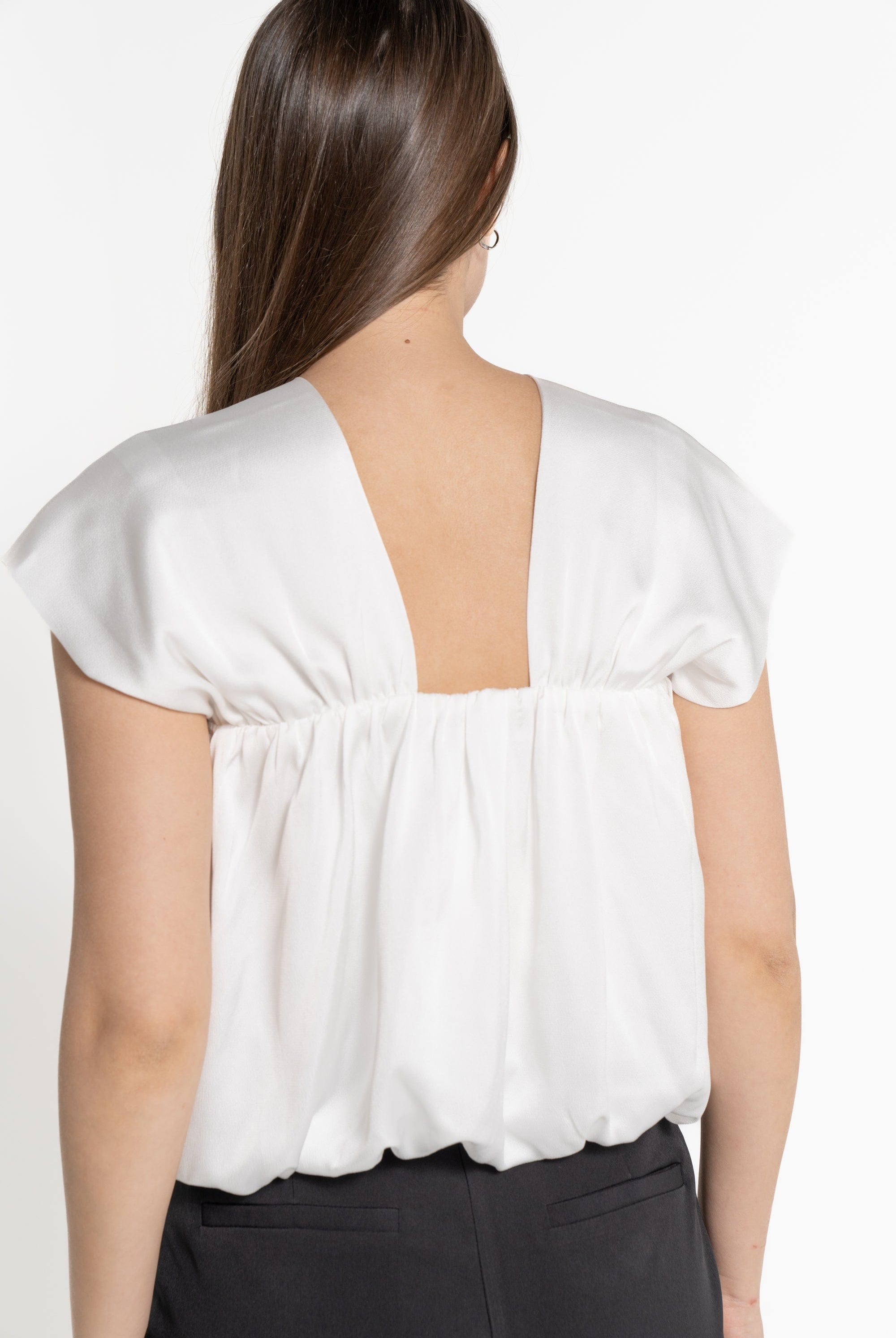 ميكا بلوزة بأكمام قصيرة سادة نسائي