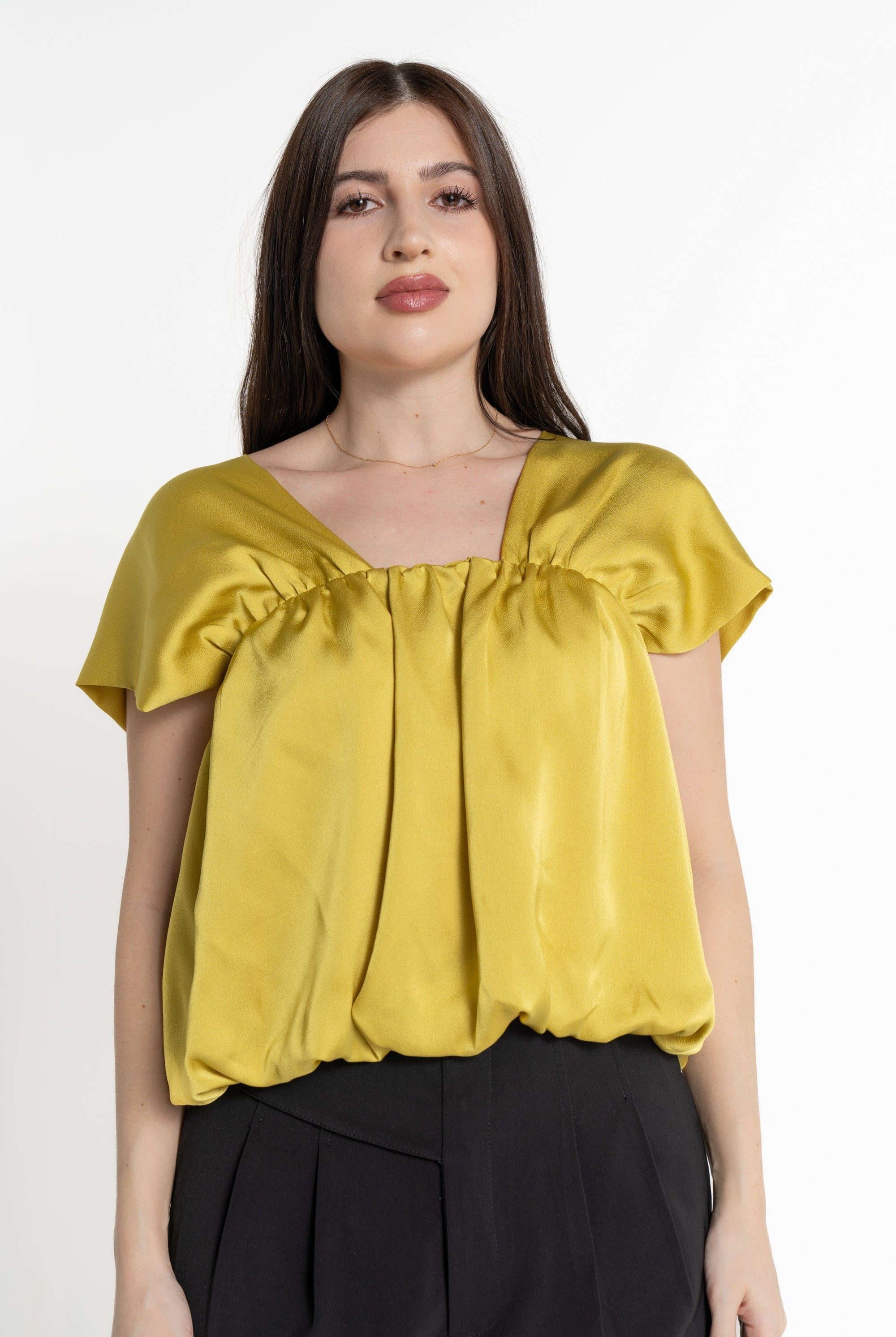 ميكا بلوزة بأكمام قصيرة سادة نسائي