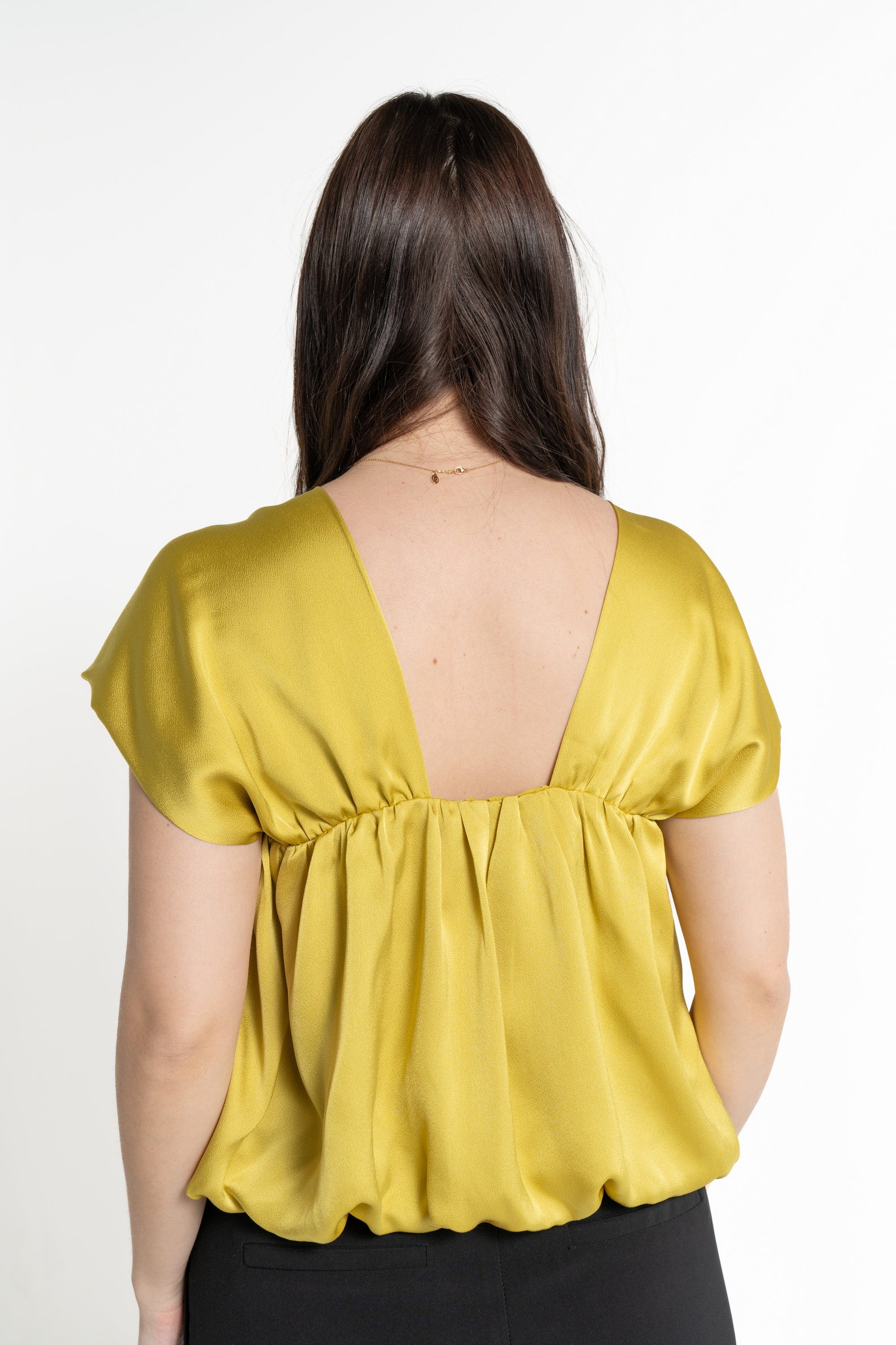 ميكا بلوزة بأكمام قصيرة سادة نسائي