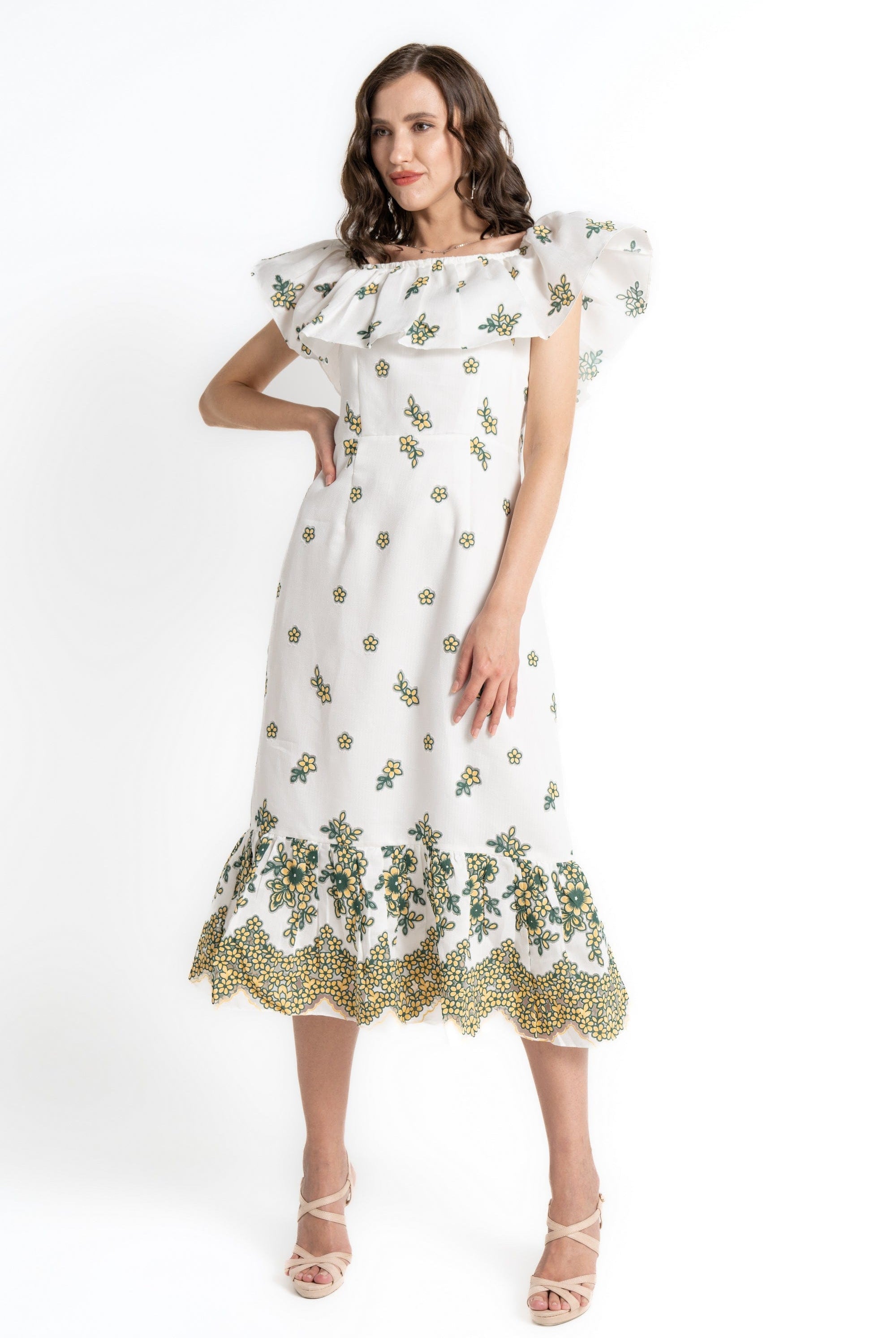 ميكا فستان ميدي بأكمام قصيرة بكرانيش أصفر