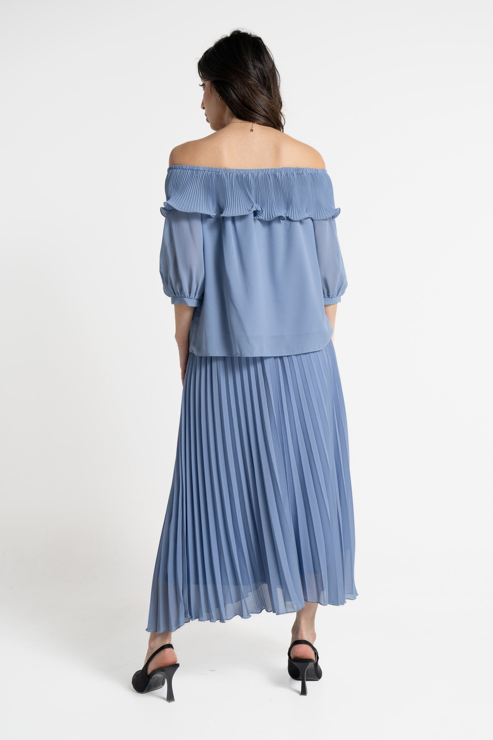 ميكا بلوزة سادة أوف شولدر مكشكشة 3/4 كم نسائي