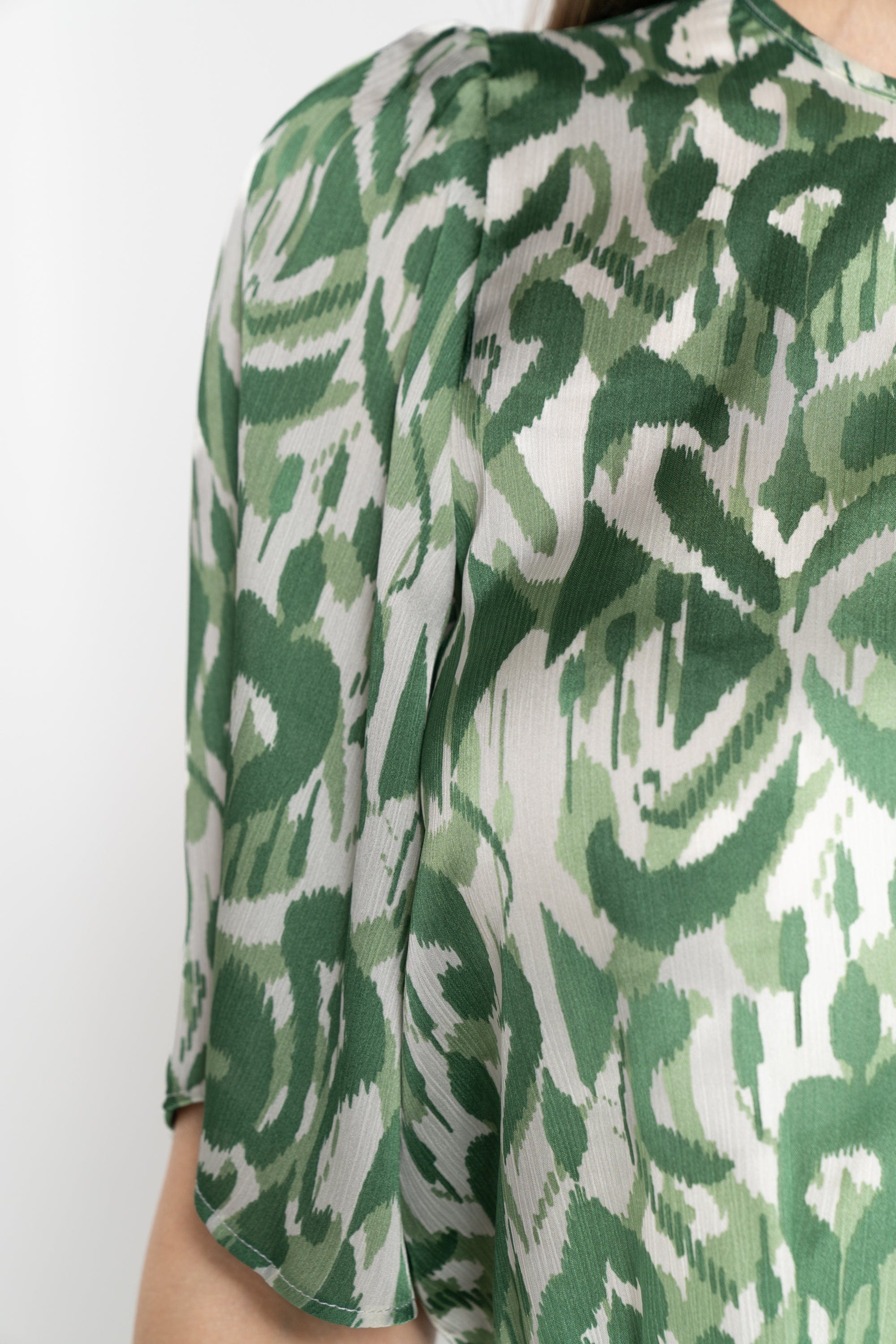 ميكا بلوزة بأكمام فراشة خصر مرتفع نسائي