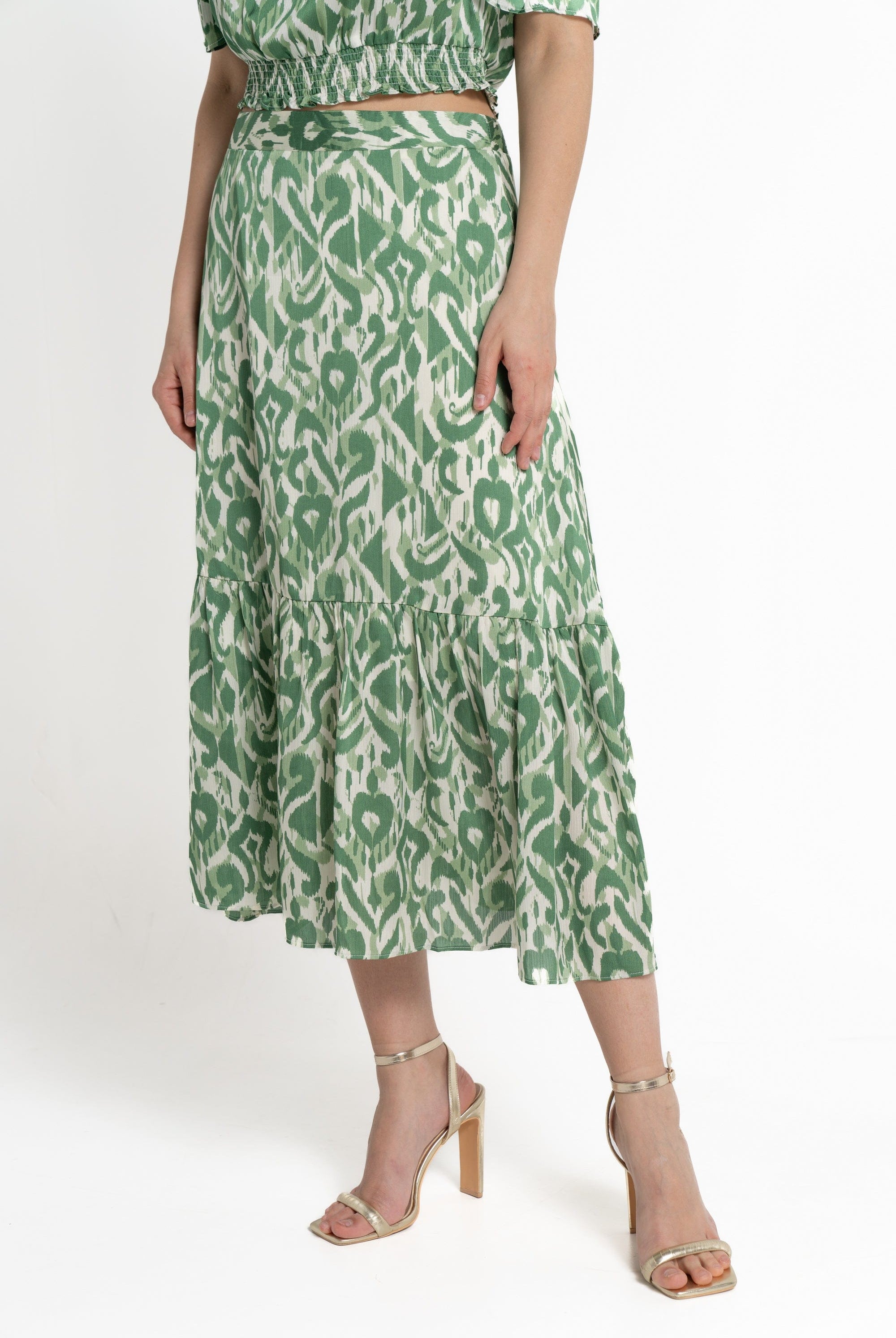 ميكا تنورة ميدي منقوشة مكشكشة نسئي