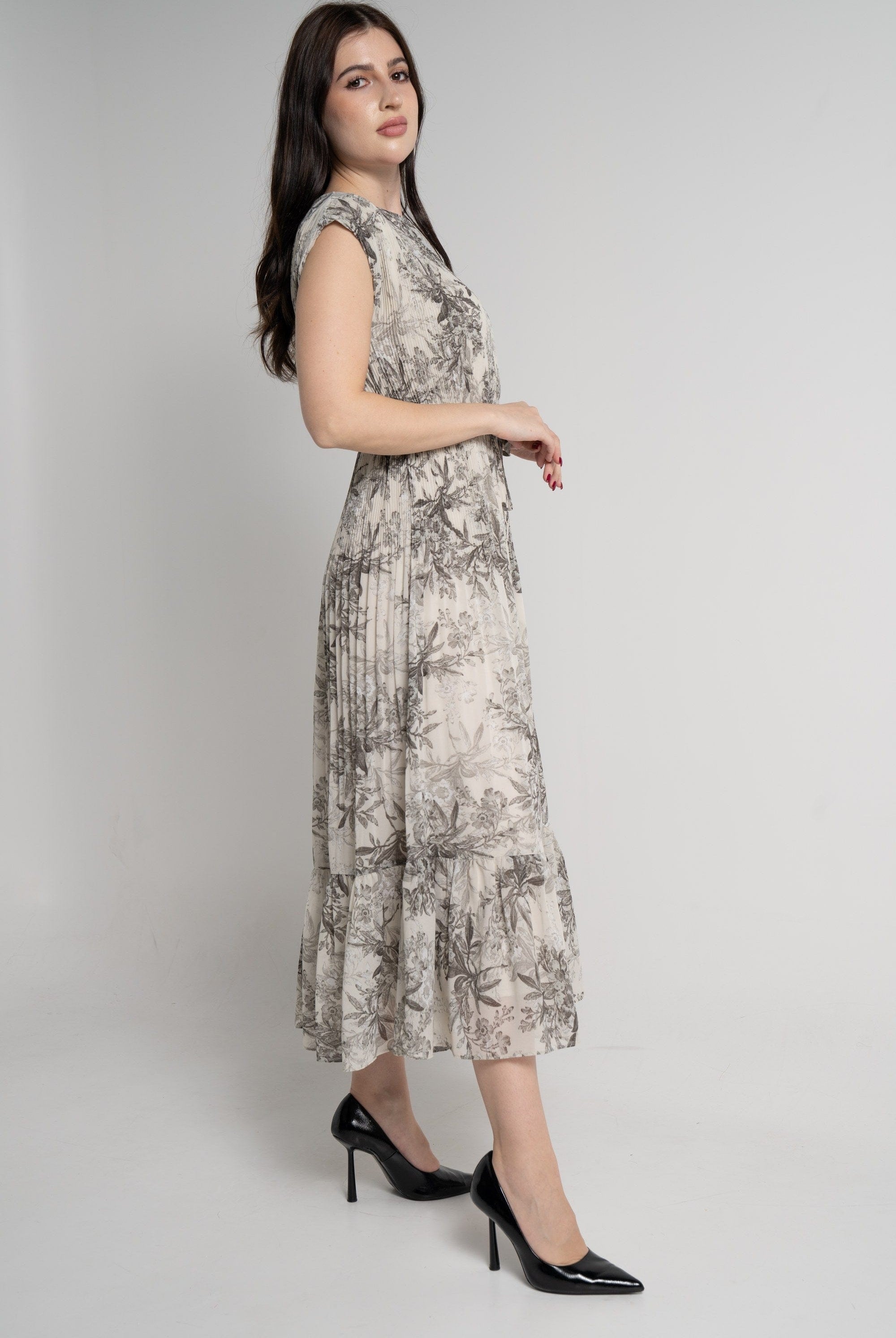 ู
ููุง ูุณุชุงู ู
ูุฏู ุจุฏูู ุฃูู
ุงู
ุจููุณูุฉ ู
ุดุฌุฑ