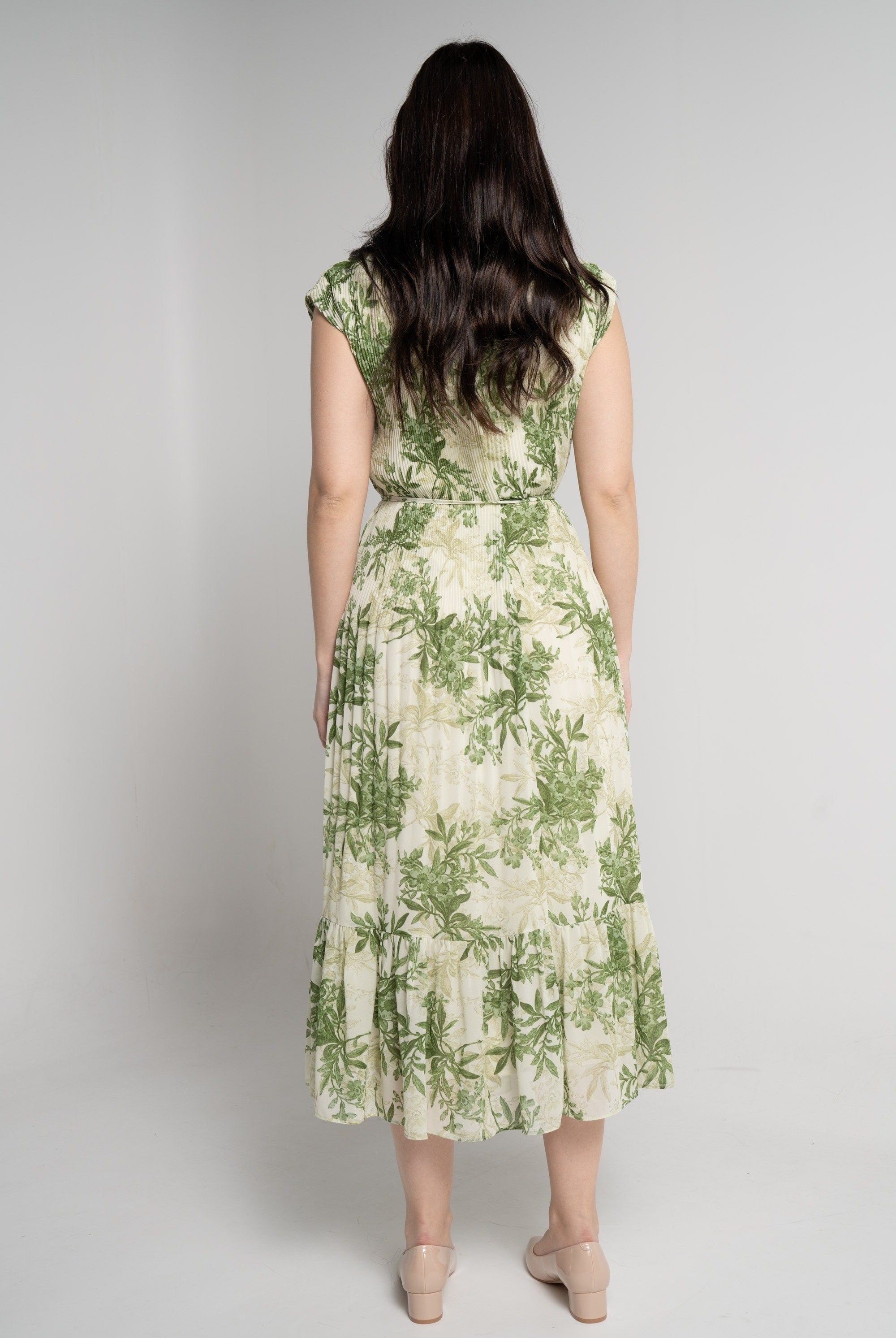 ู
ููุง ูุณุชุงู ู
ูุฏู ุจุฏูู ุฃูู
ุงู
ุจููุณูุฉ ู
ุดุฌุฑ