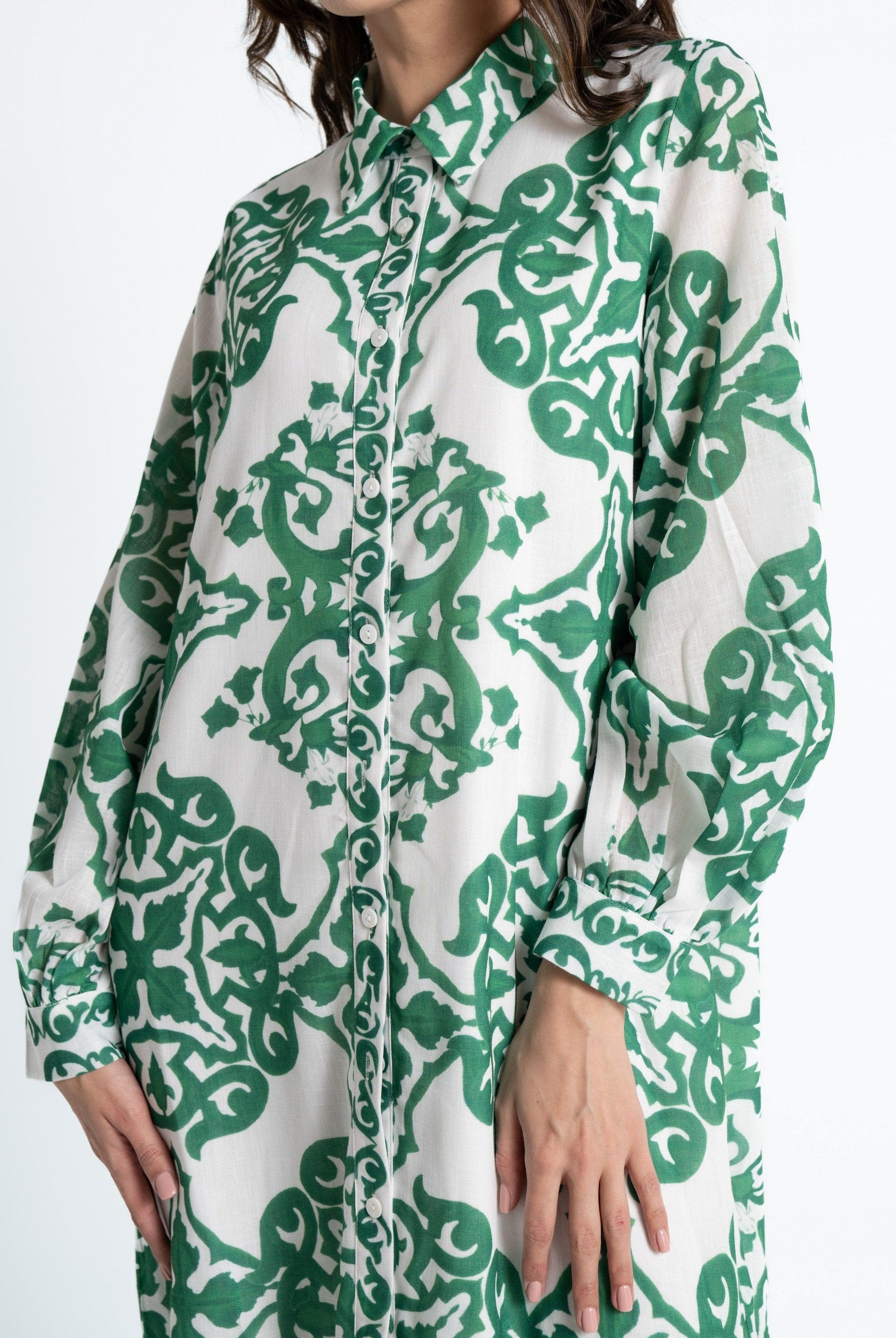 ميكا قميص طويل بأكمام طويلة منقوش بأزرار أمامية نسائي