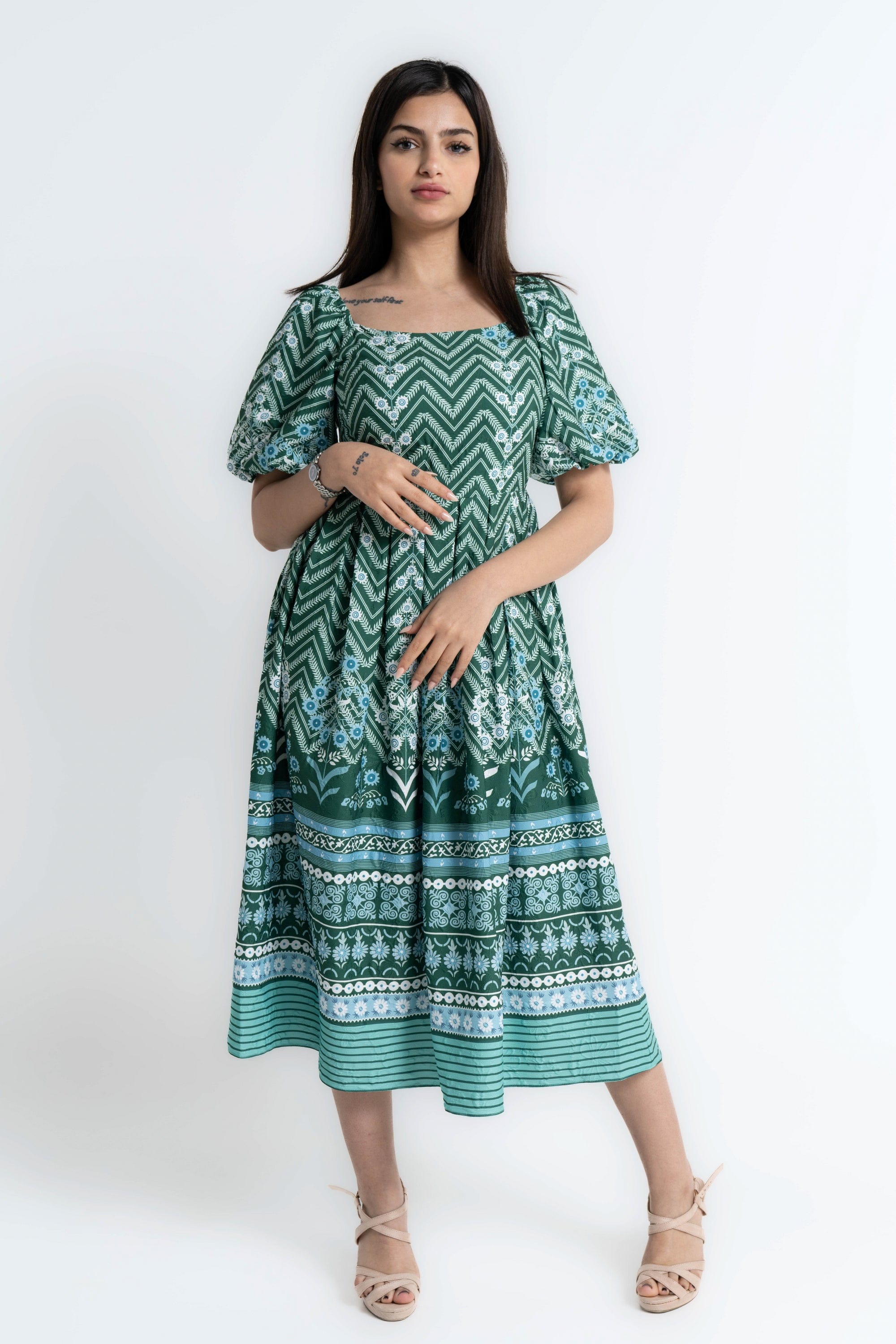 ميكا فستان ميدي مشجر بأكمام قصيرة منفوخة - أخضر