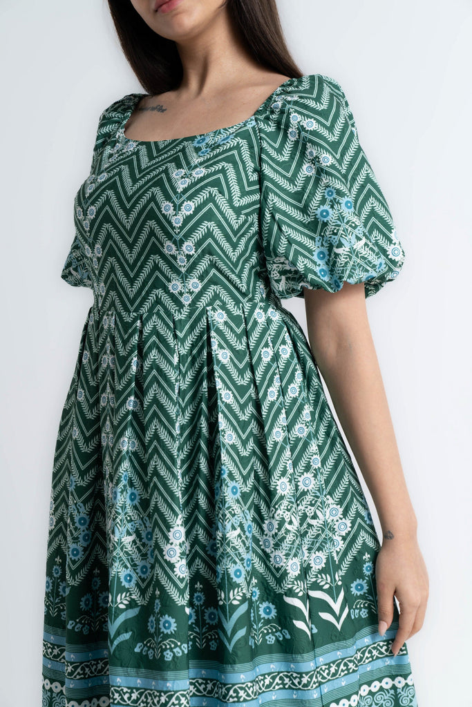 ميكا فستان ميدي مشجر بأكمام قصيرة منفوخة - أخضر