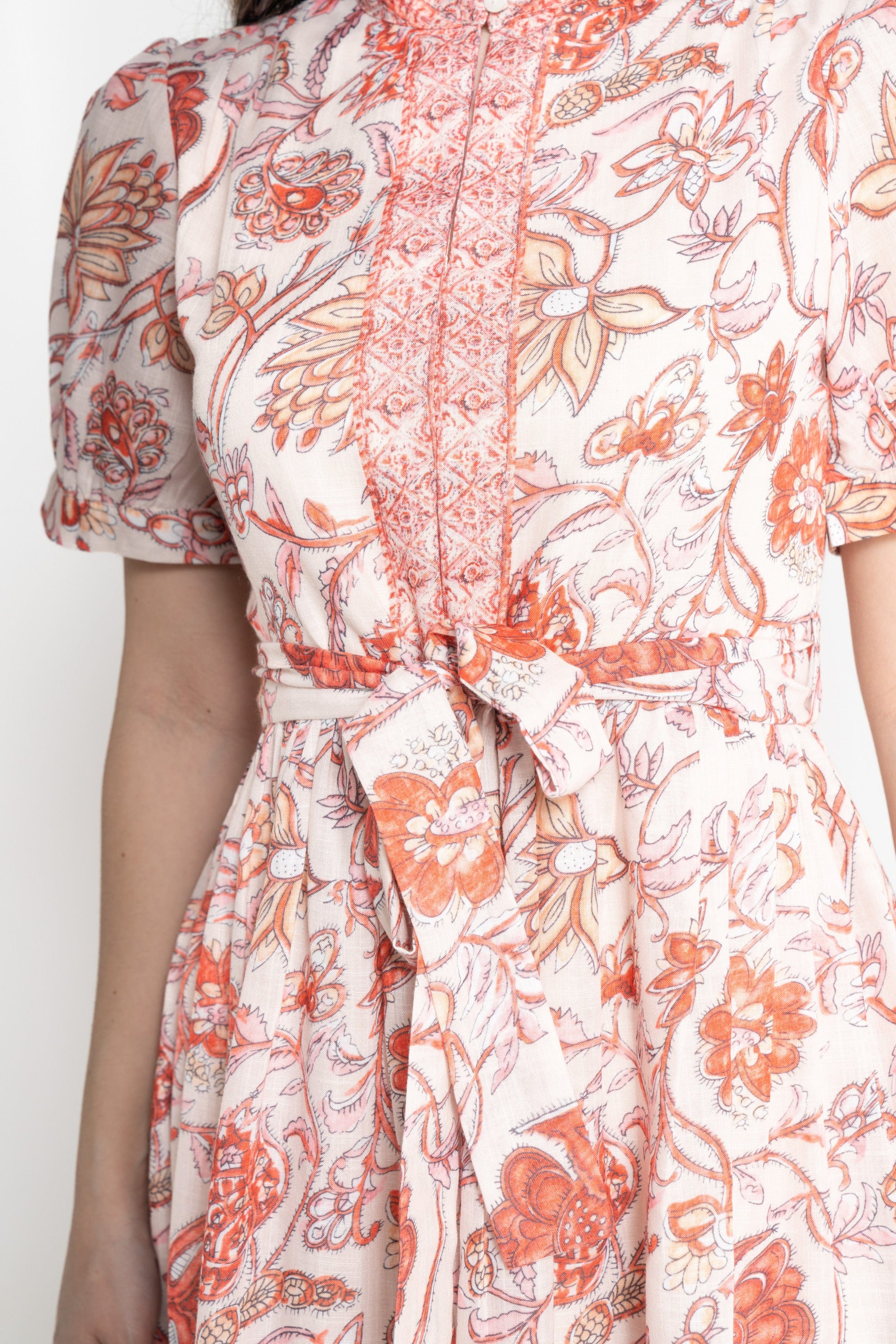 ميكا فستان ميدي بأكمام قصيرة مورد نسائي بيج