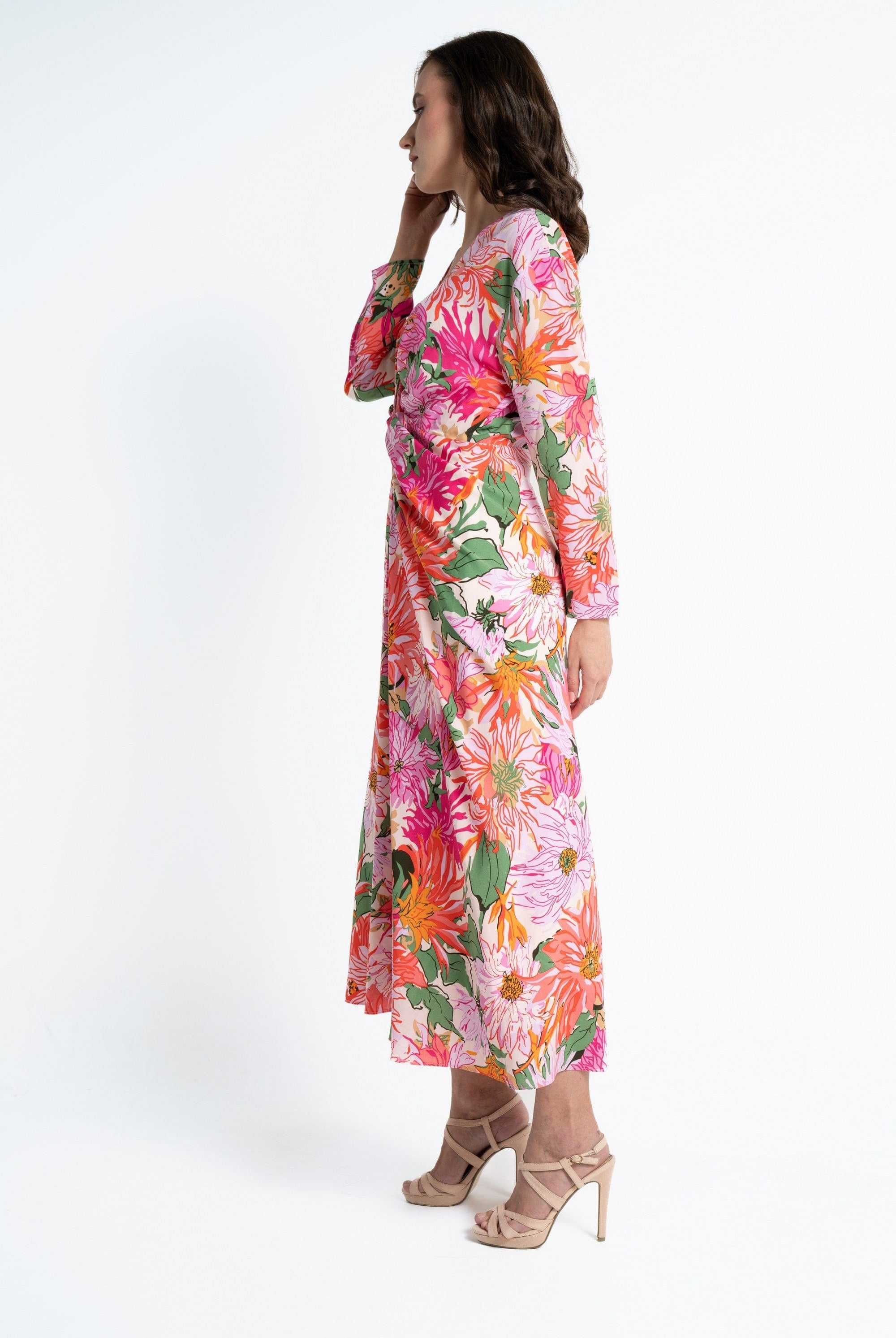 ميكا فستان ماكسي بأكمام طويلة سادة مخصر نسائي فوشيا