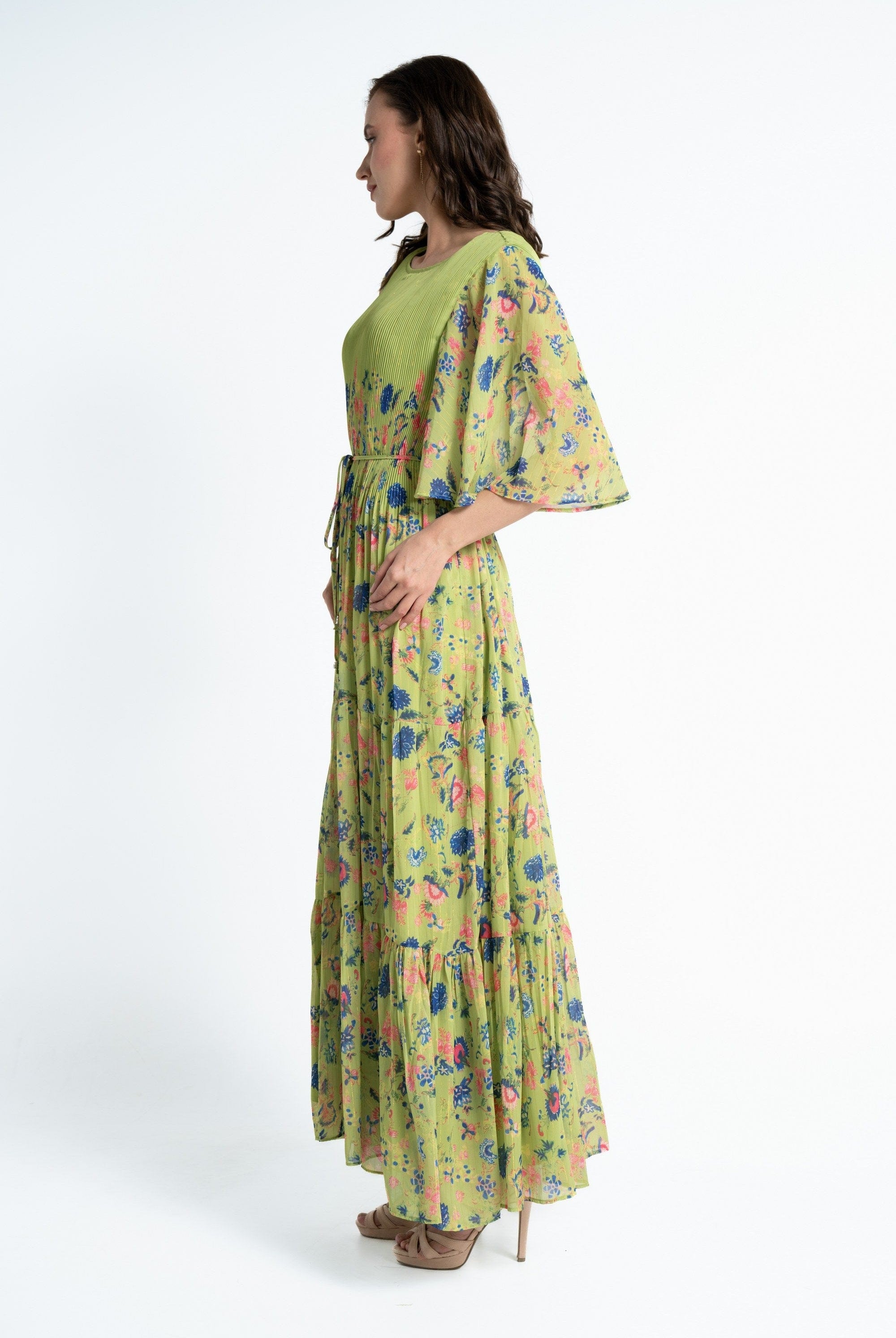 ู
ููุง ูุณุชุงู ู
ุงูุณู ุจุฃูู
ุงู
ูุฑุงุดุฉ ู
ูุฑุฏุฉ ู
ุฎุตุฑุฉ ูุณุงุฆู ุฃุฎุถุฑ