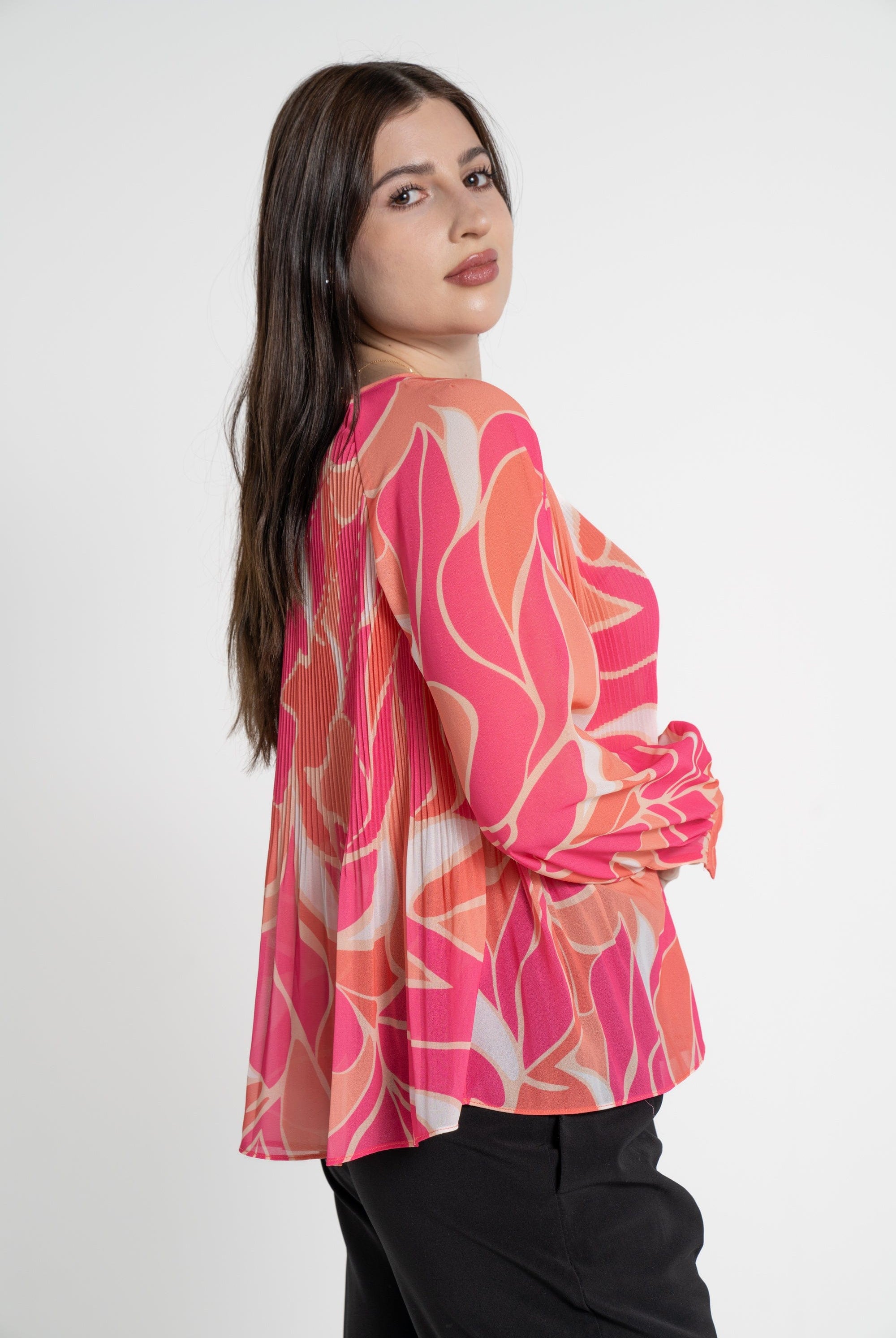 ميكا بلوزة كم طويل ملون بكسرات نسائي فوشيا