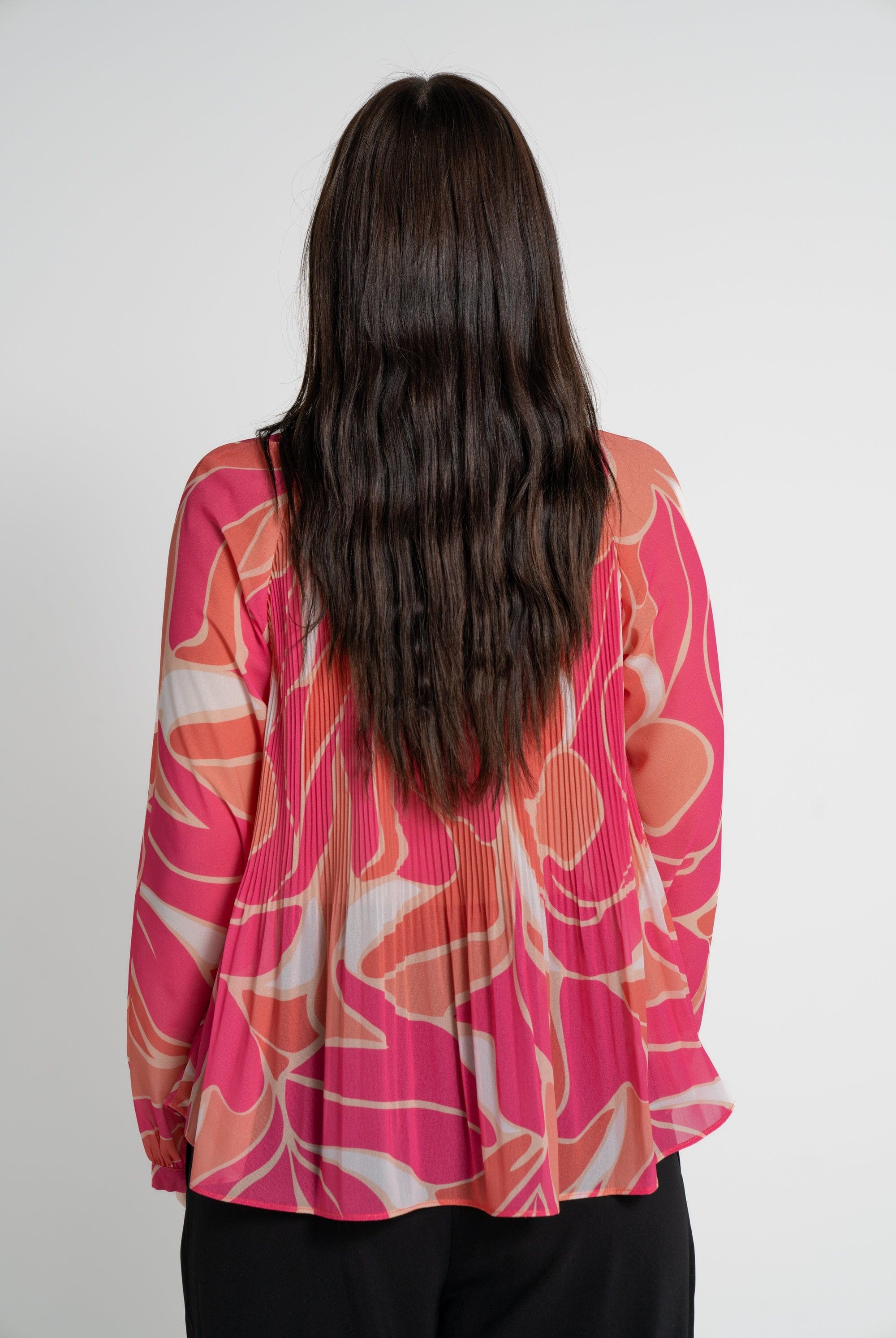 ميكا بلوزة كم طويل ملون بكسرات نسائي فوشيا