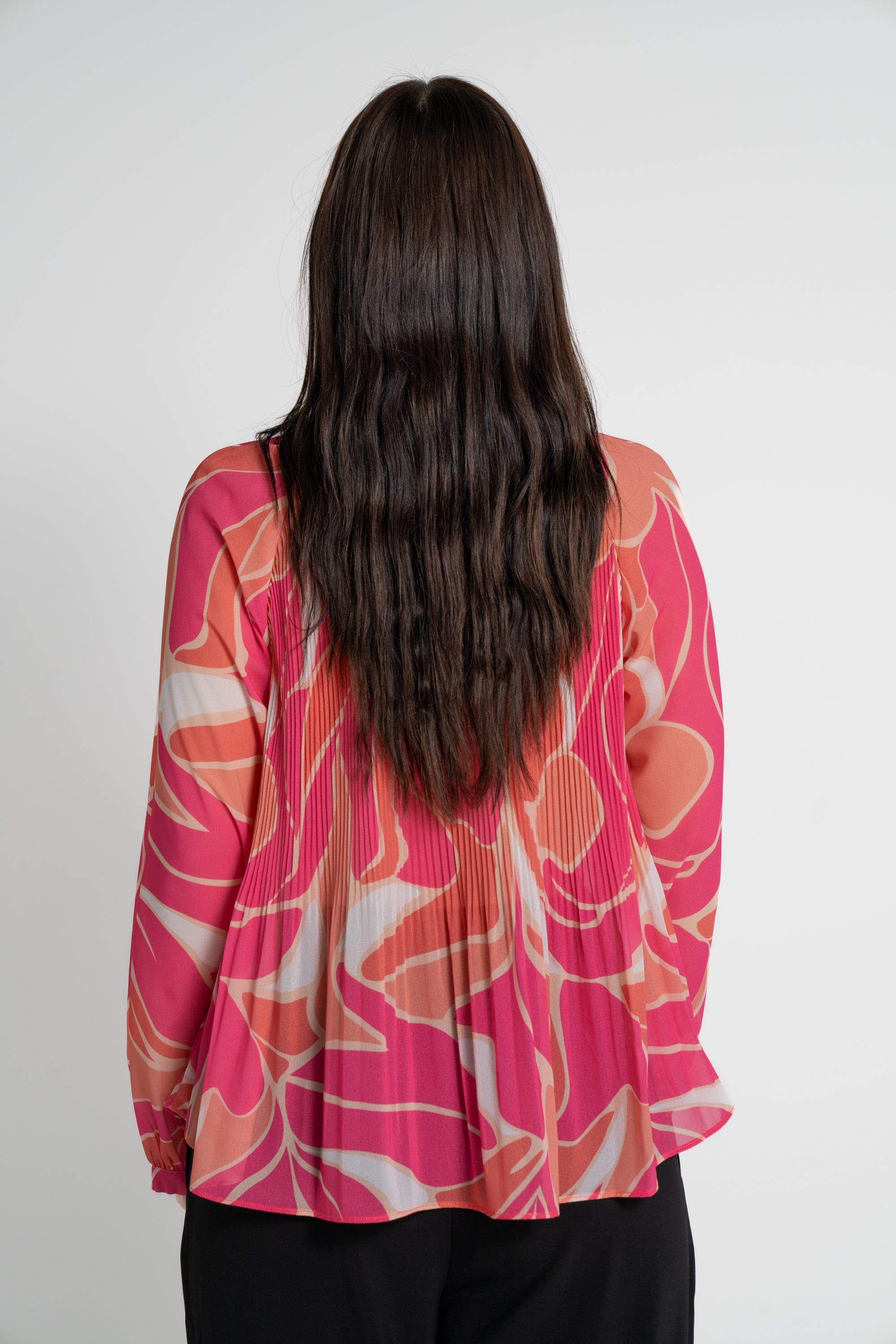 ميكا بلوزة كم طويل ملون بكسرات نسائي فوشيا