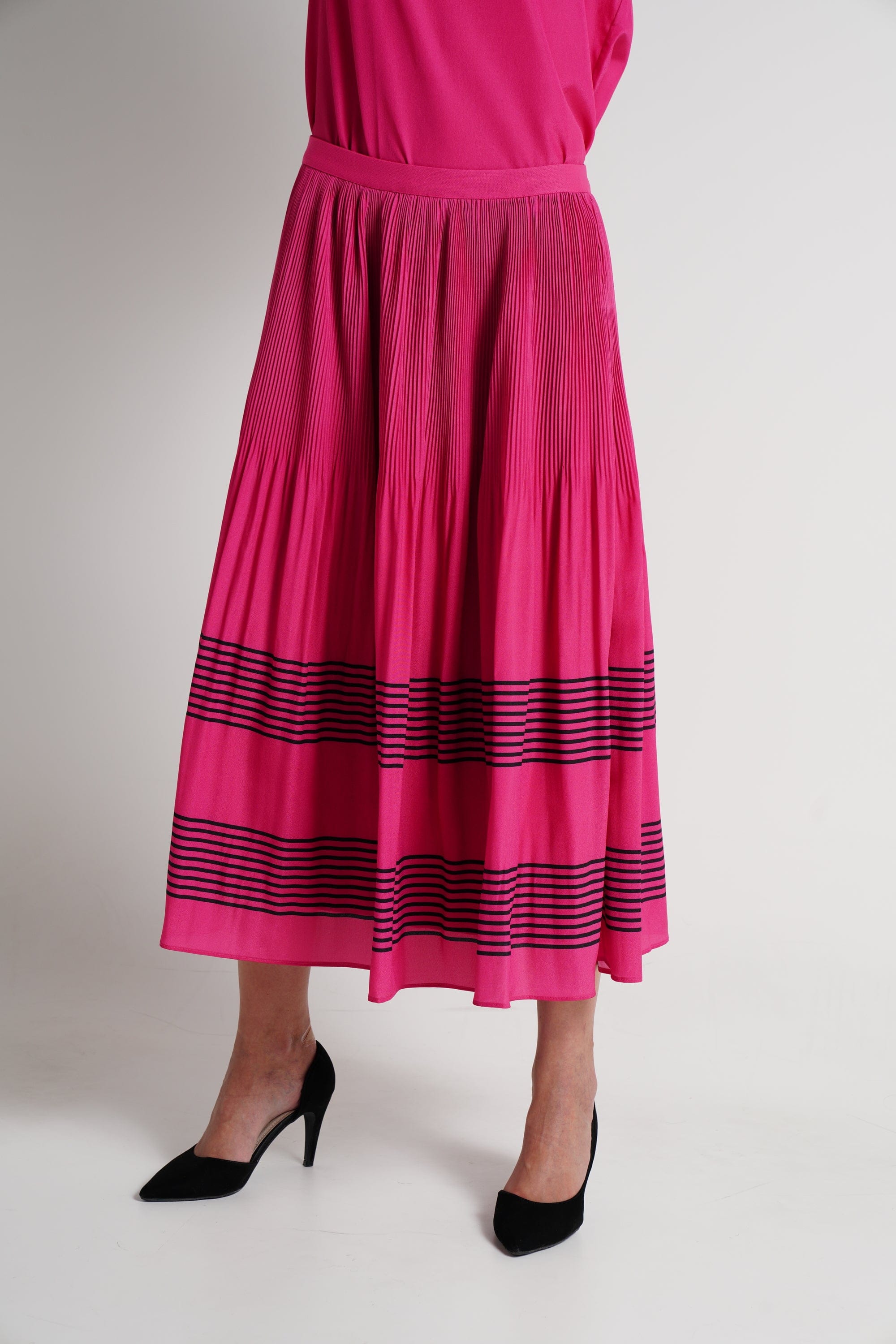 ميكا تنورة ميدي بليسيه واسعة نسائي فوشيا