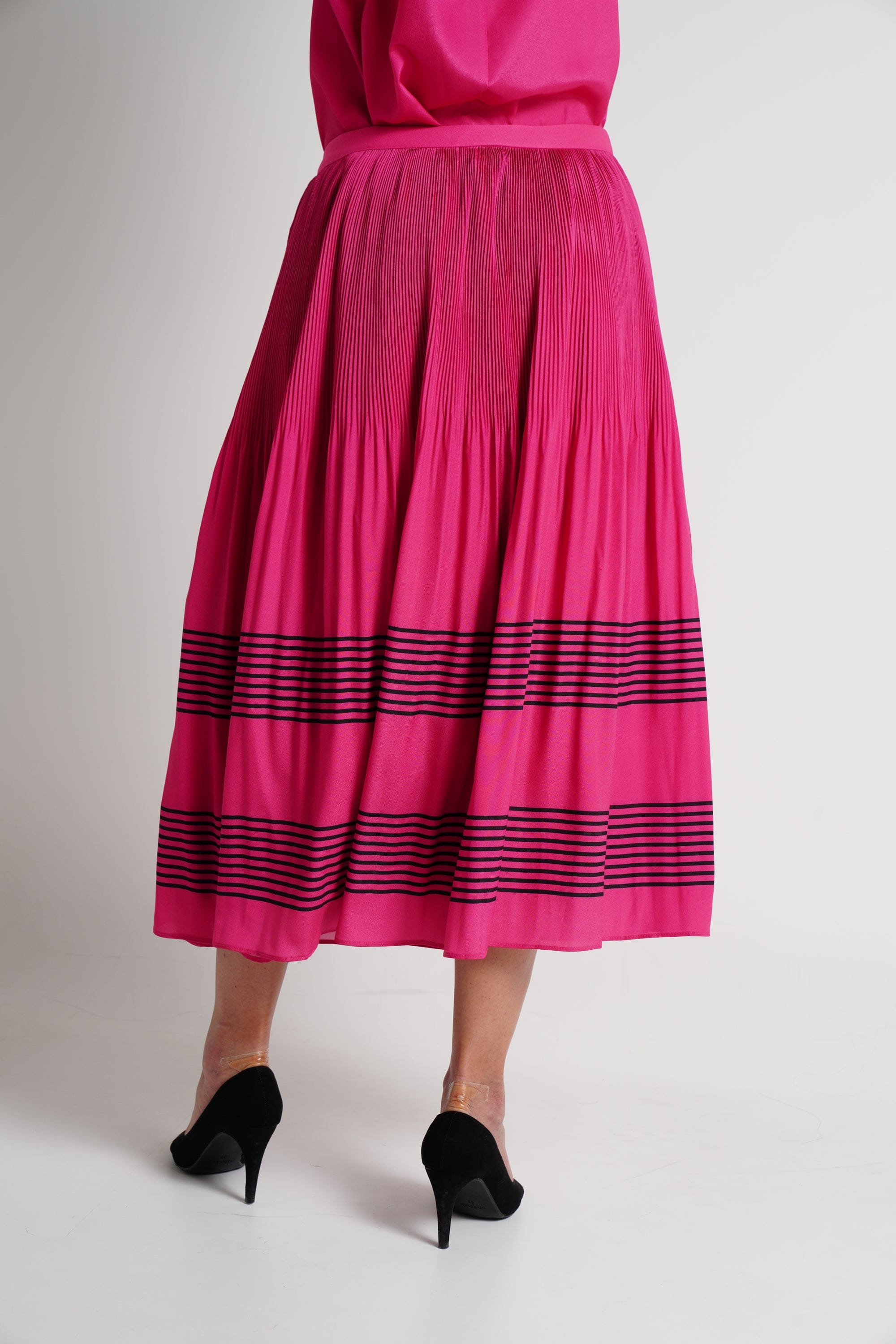 ميكا تنورة ميدي بليسيه واسعة نسائي فوشيا