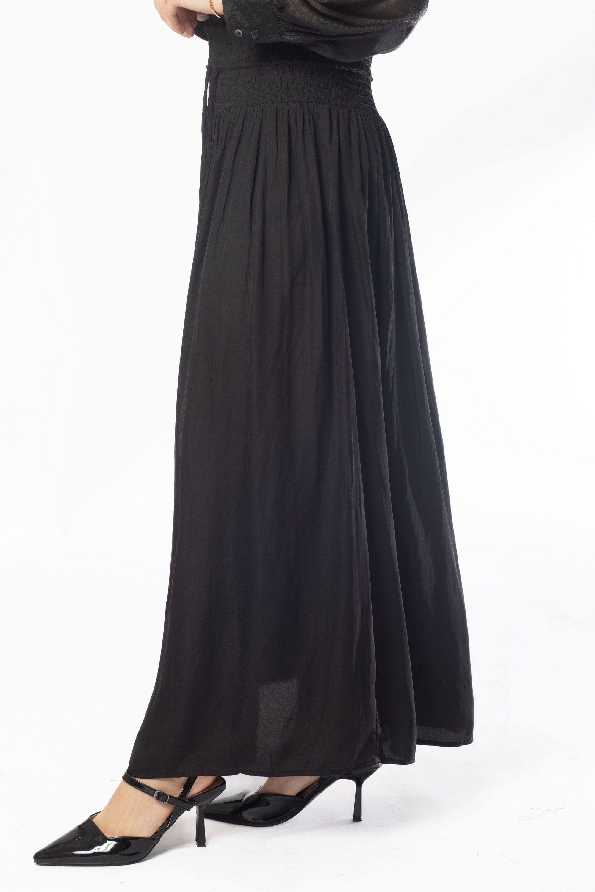 ميكا تنورة طويلة مطاطية من أعلى واسعة من أسفل نسائي