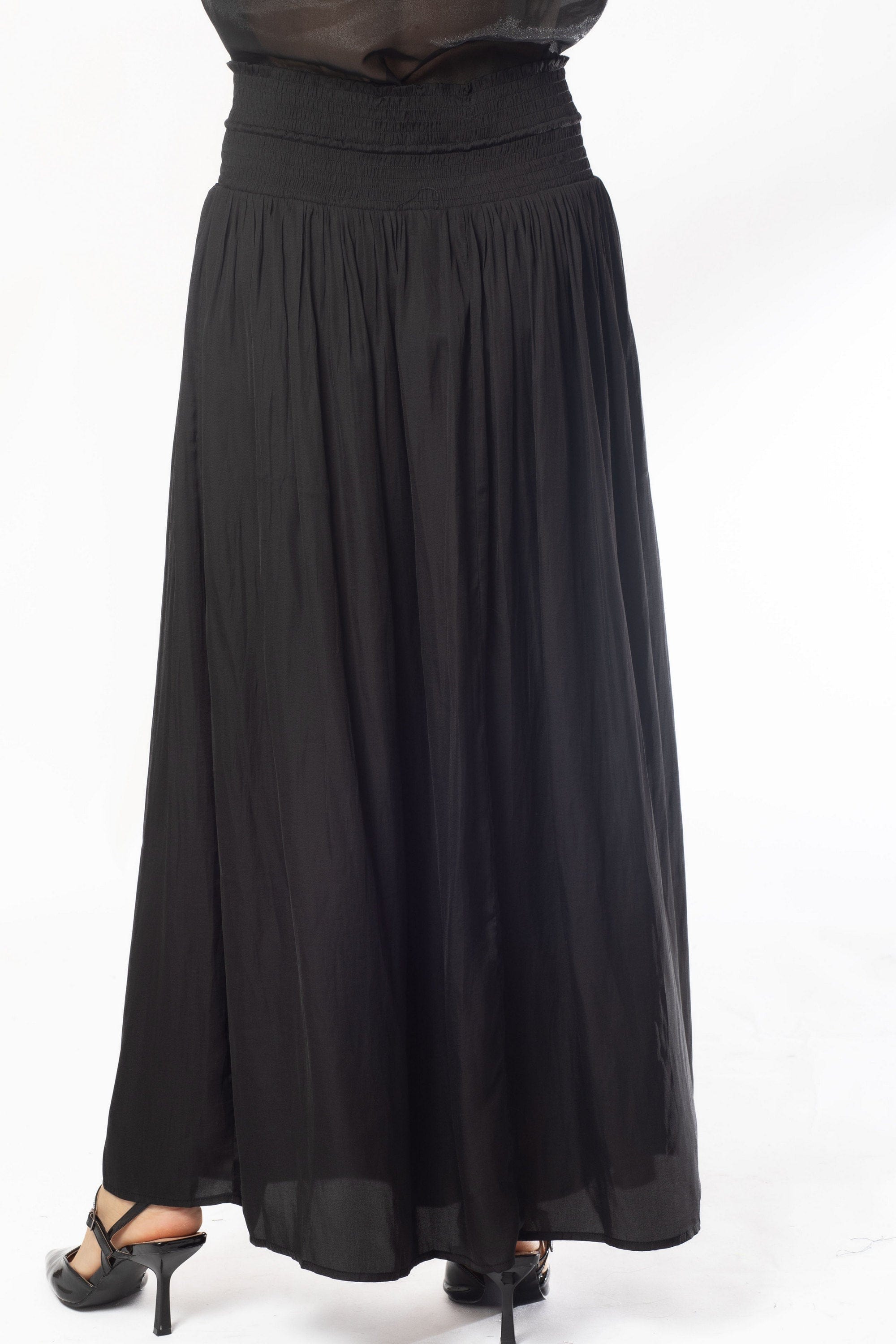 ميكا تنورة طويلة مطاطية من أعلى واسعة من أسفل نسائي