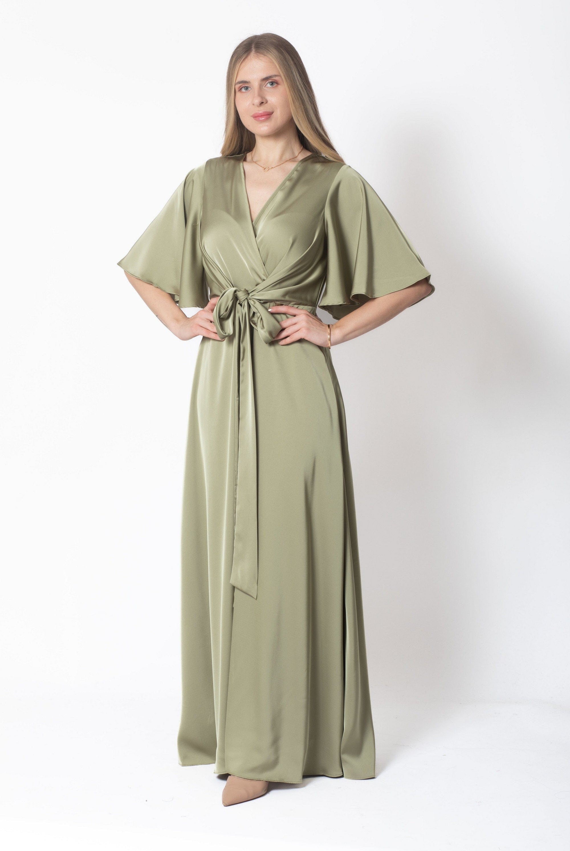 ู
ููุง ูุณุชุงู ู
ุงูุณู ุณุงุฏุฉ ุจุฑุจุงุท ุนูู ุงูุฎุตุฑ ูู
ูุตูุฑ ูุณุงุฆู