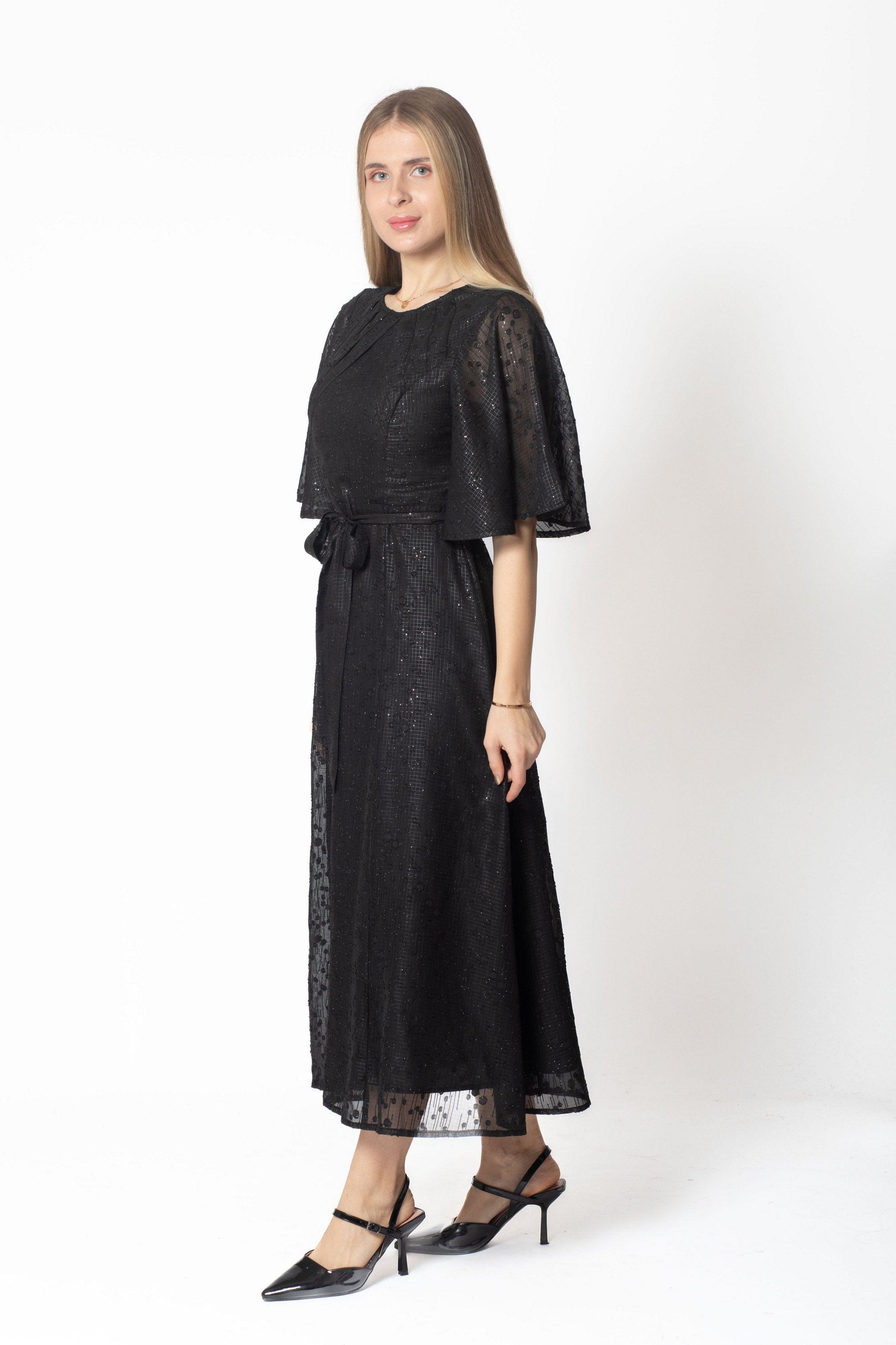 ميكا فستان ميدي لامع برباط على الخصر نص كم واسع