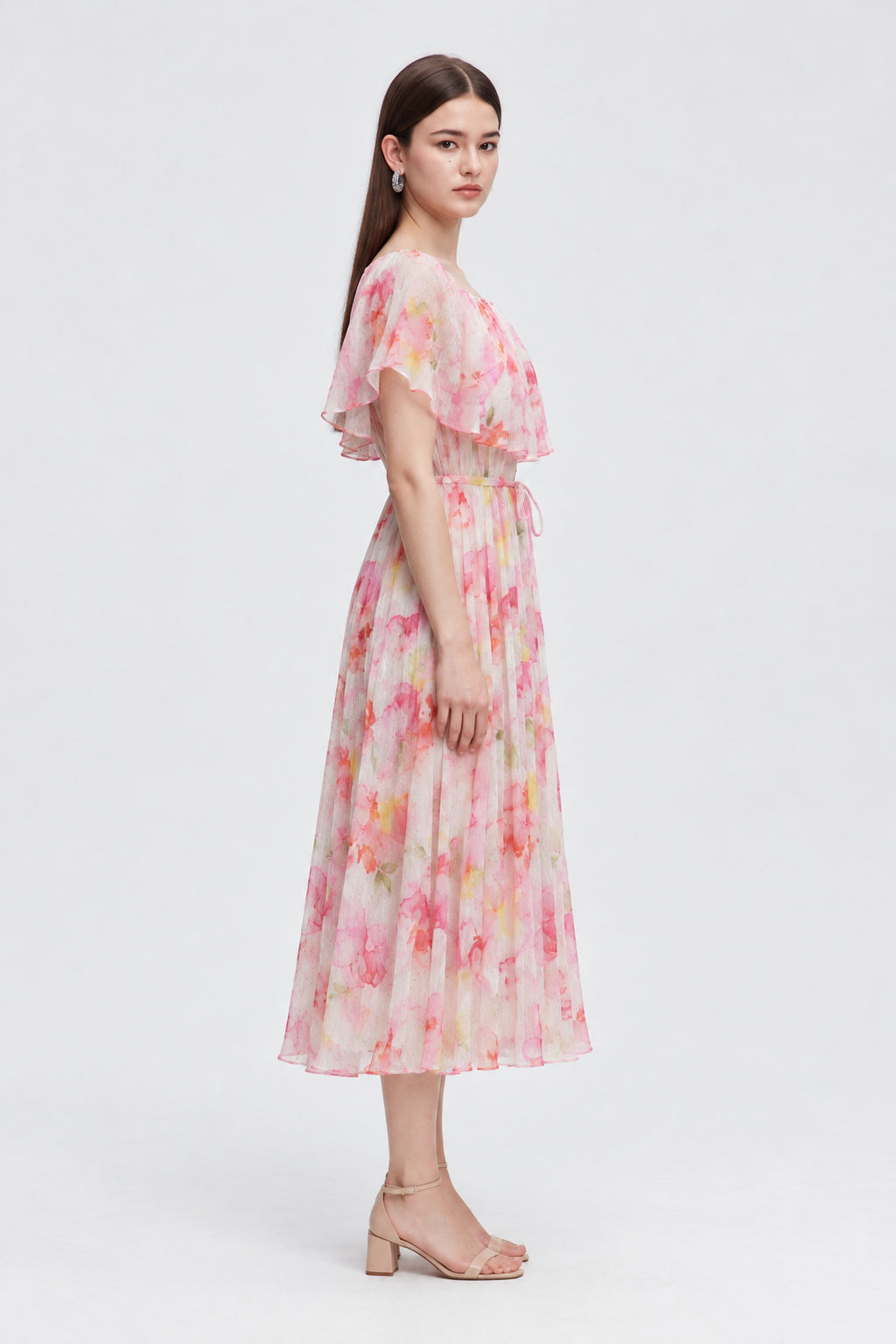 ML0511-25Q103 floral_pink side - model Daria S