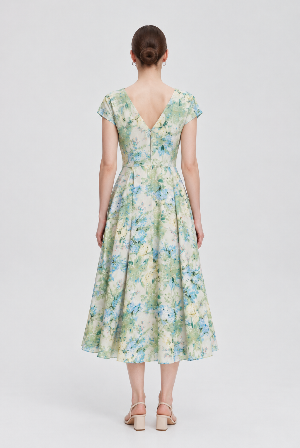ML0521-25Q105 green back - model alice
