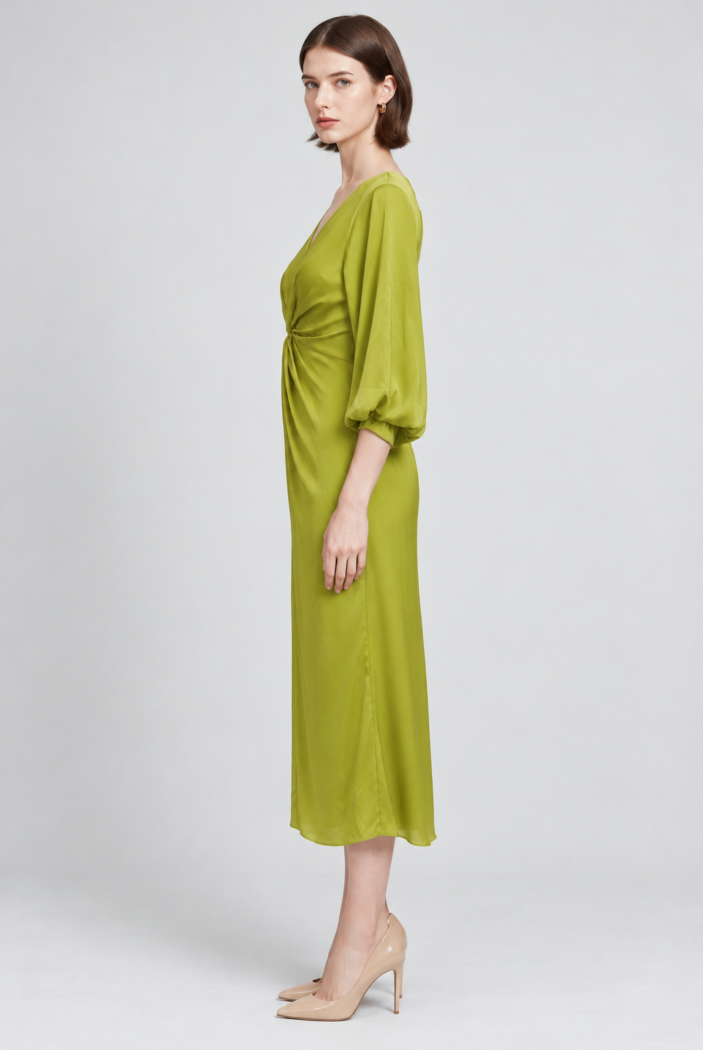 ML053825Q106 green side Maria