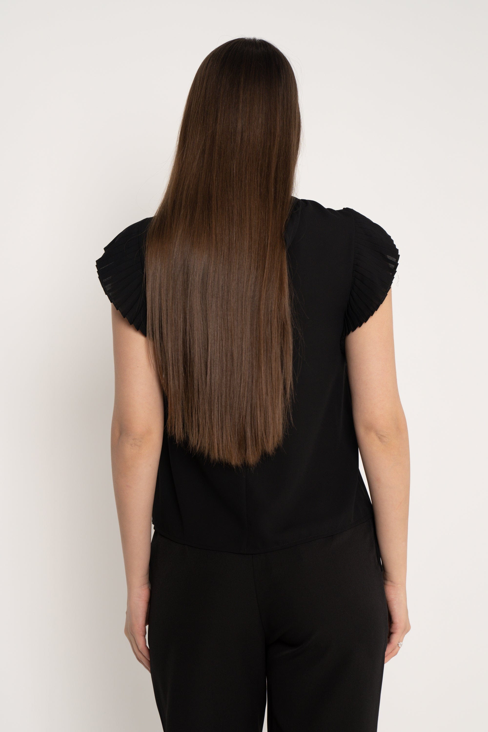 ميكا بلوزة سادة مكشكش أكمام قصيرة