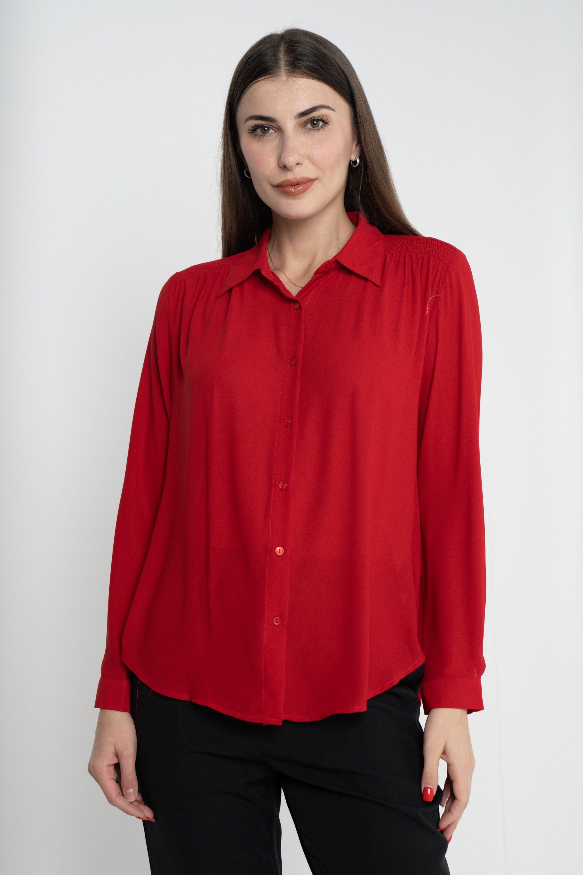 ميكا قميص طويل الأكمام بكسرات على الكتف