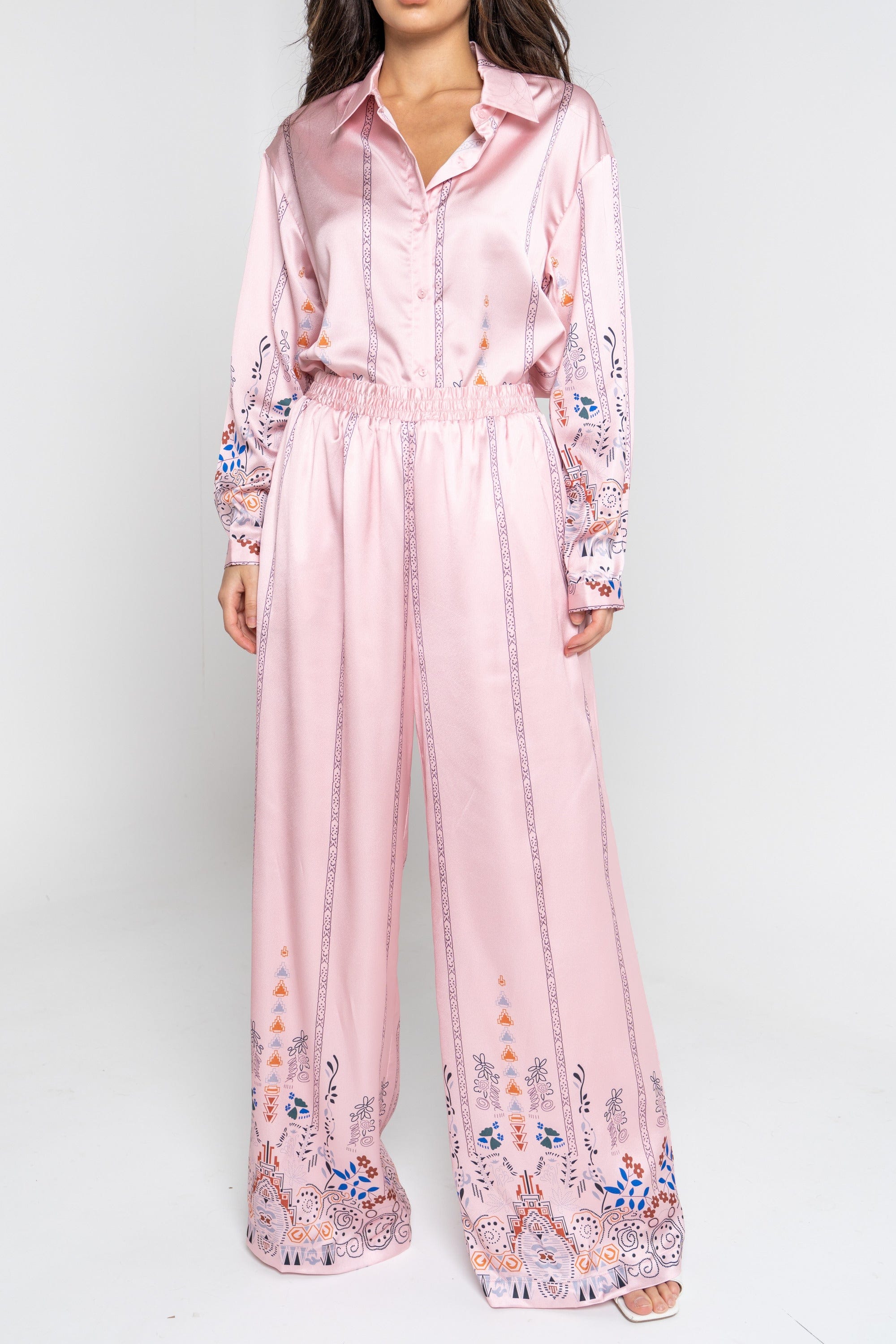 ู
ููุง ุจูุทููู ุทููู ู
ูููุด ูุงุณุน ูุณุงุฆู