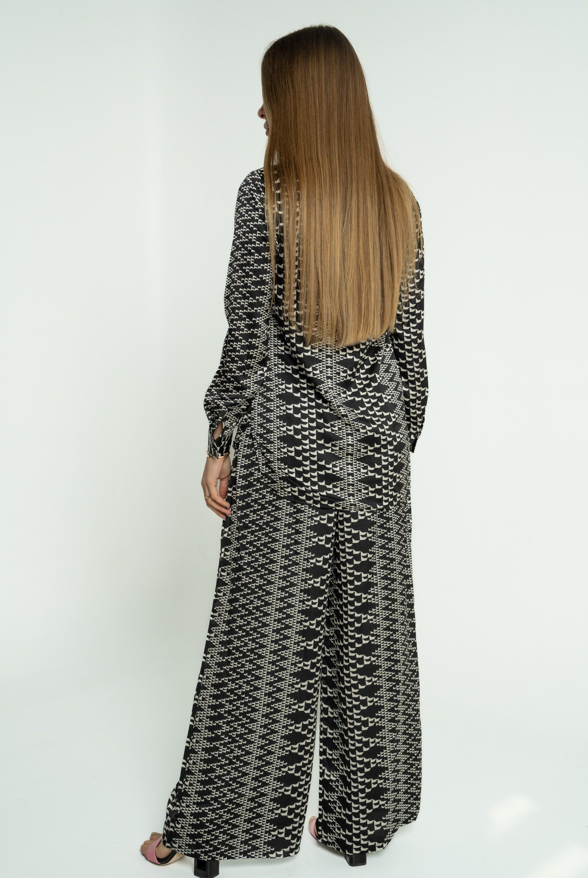 ميكا بنطلون طويل منقوش واسع