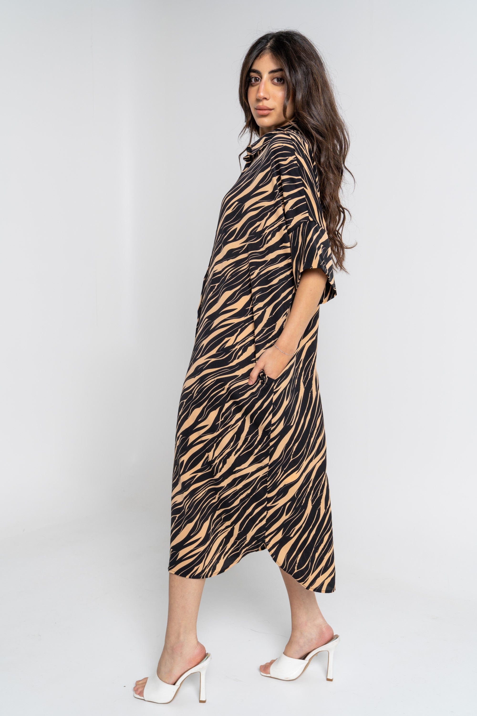 ู
ููุง ูู
ูุต 3/4 ูู
ุทููู ู
ูููุด ูุณุงุฆู