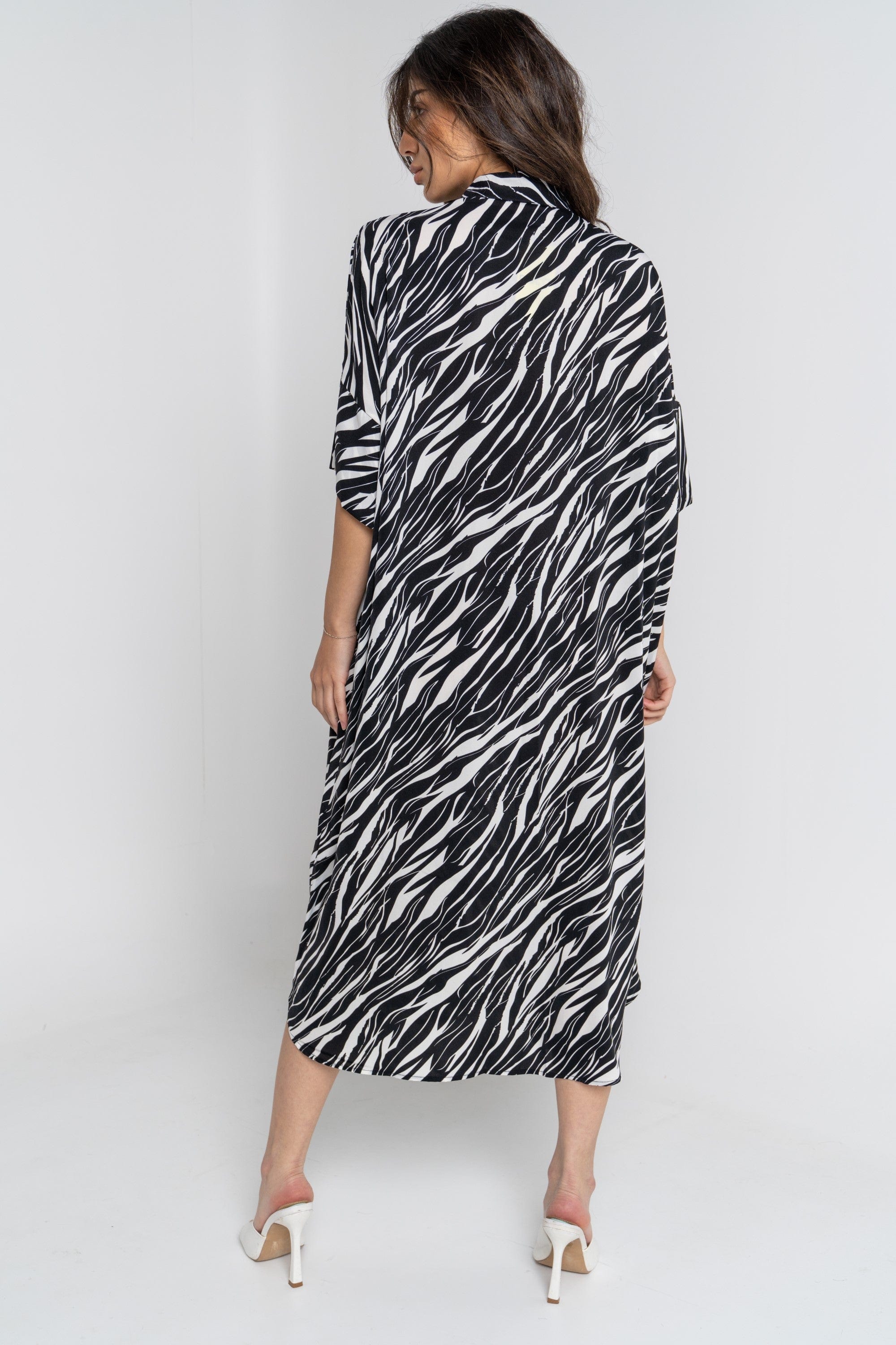 ู
ููุง ูู
ูุต 3/4 ูู
ุทููู ู
ูููุด ูุณุงุฆู