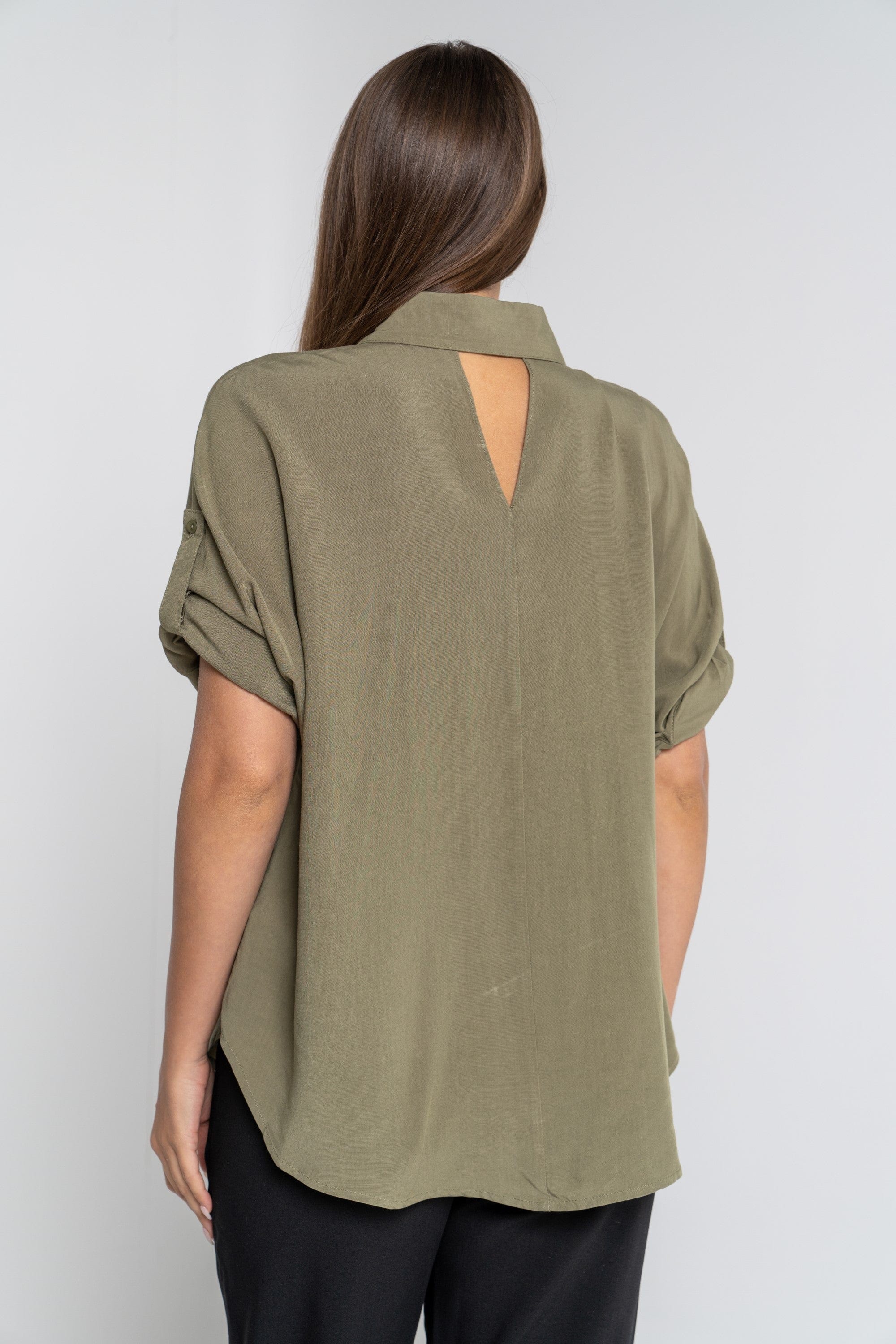 ميكا قميص 3/4 كم سادة بأزرار أمامية وياقة