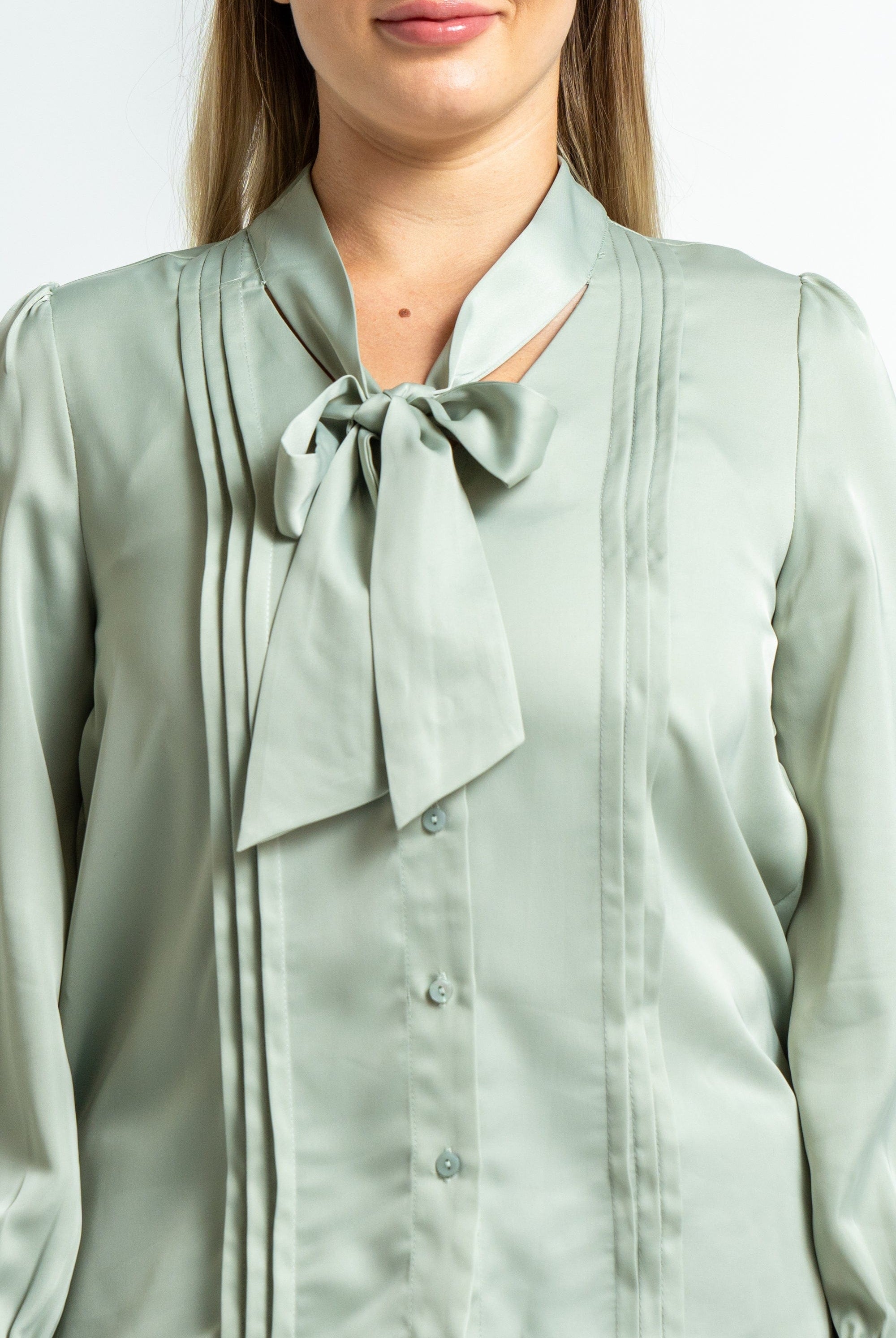 ميكا بلوزة بأكمام طويلة ناعمة بغطاء رأس