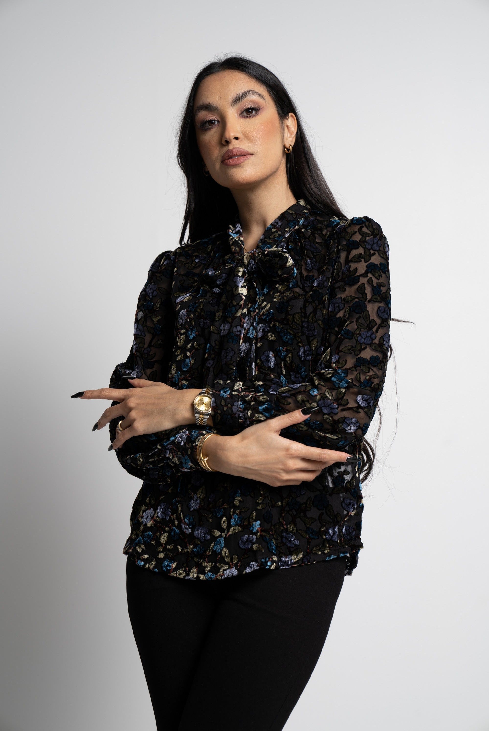 ميكا بلوزة مشجره بأكمام شفافه طويلة نسائي