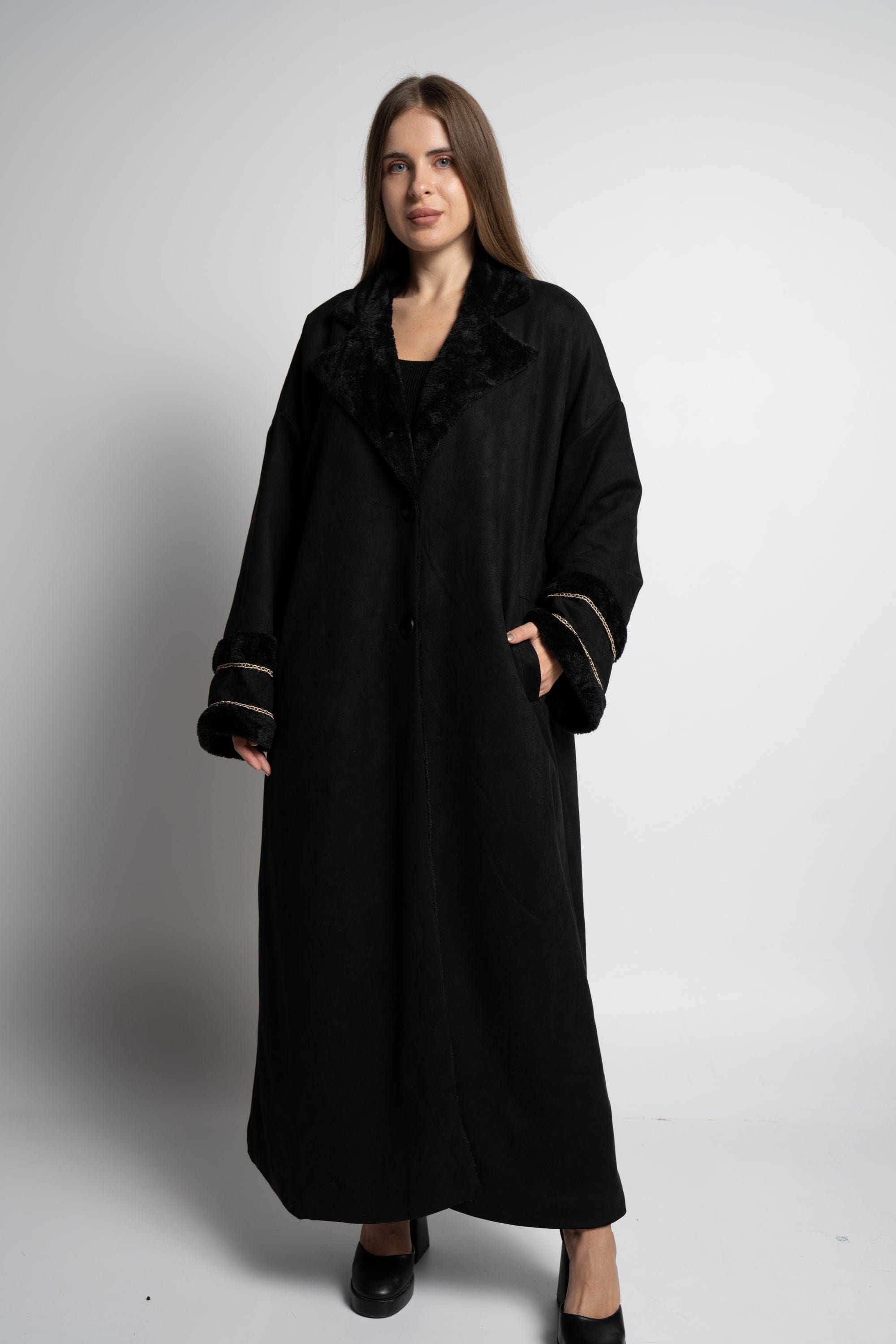 ู
ููุง ุจุงูุทู ุทููู ูุฑู ุจุฃูู
ุงู
ู
ูููุฉ ูุณุงุฆู