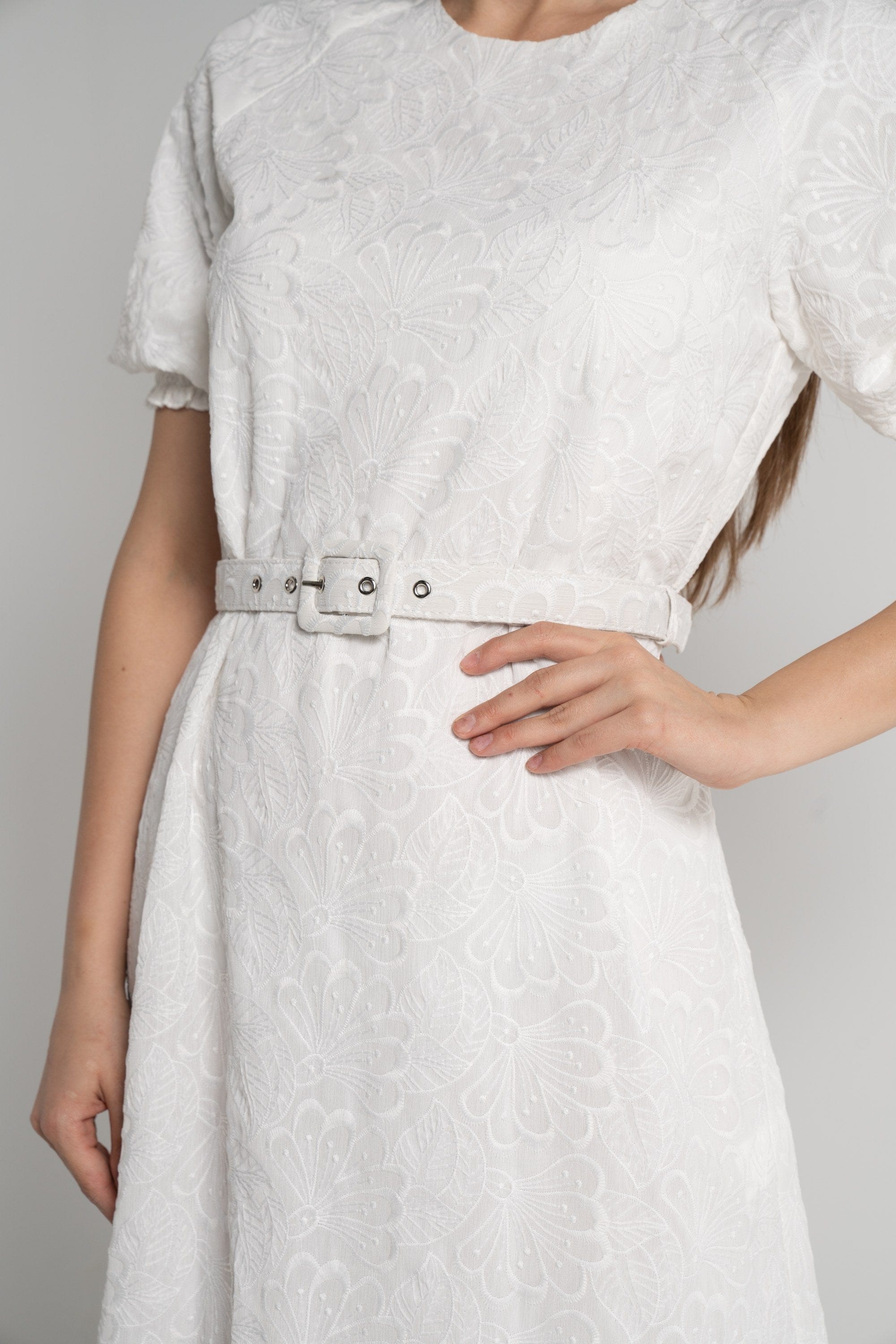 ميكا فستان ميدي بأكمام 3/4 مورد نسائي