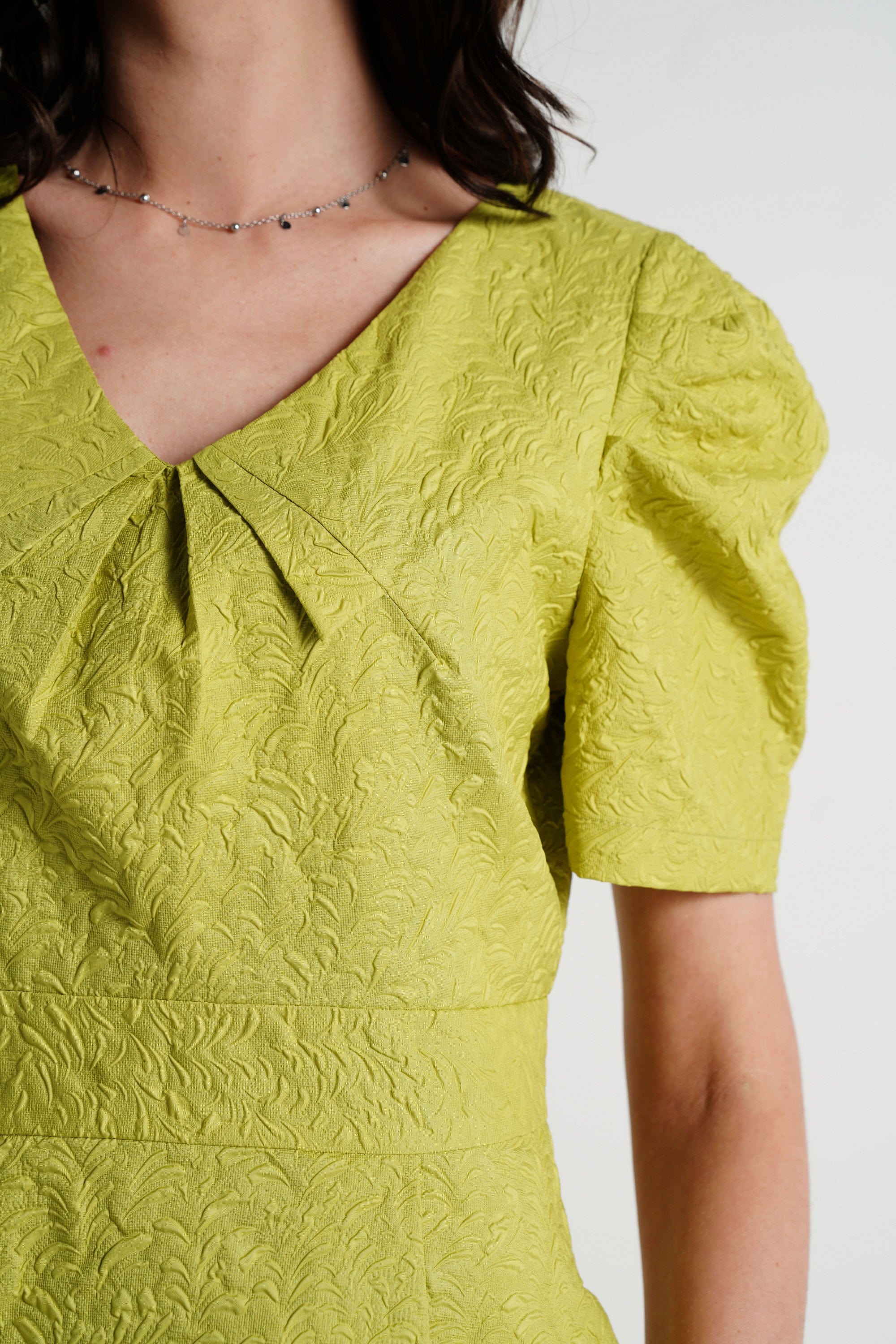 ميكا فستان ميدي نص كم مخصر مورد نسائي