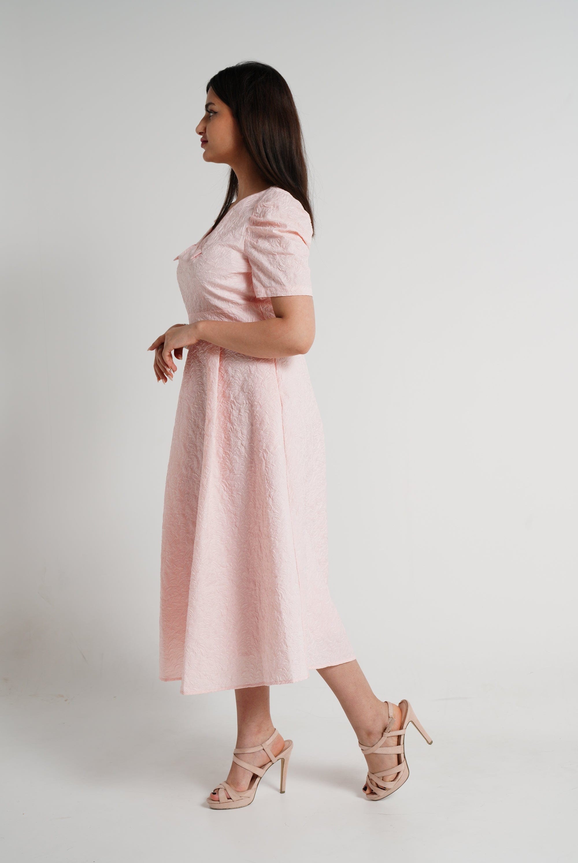 ميكا فستان ميدي نص كم مخصر مورد نسائي