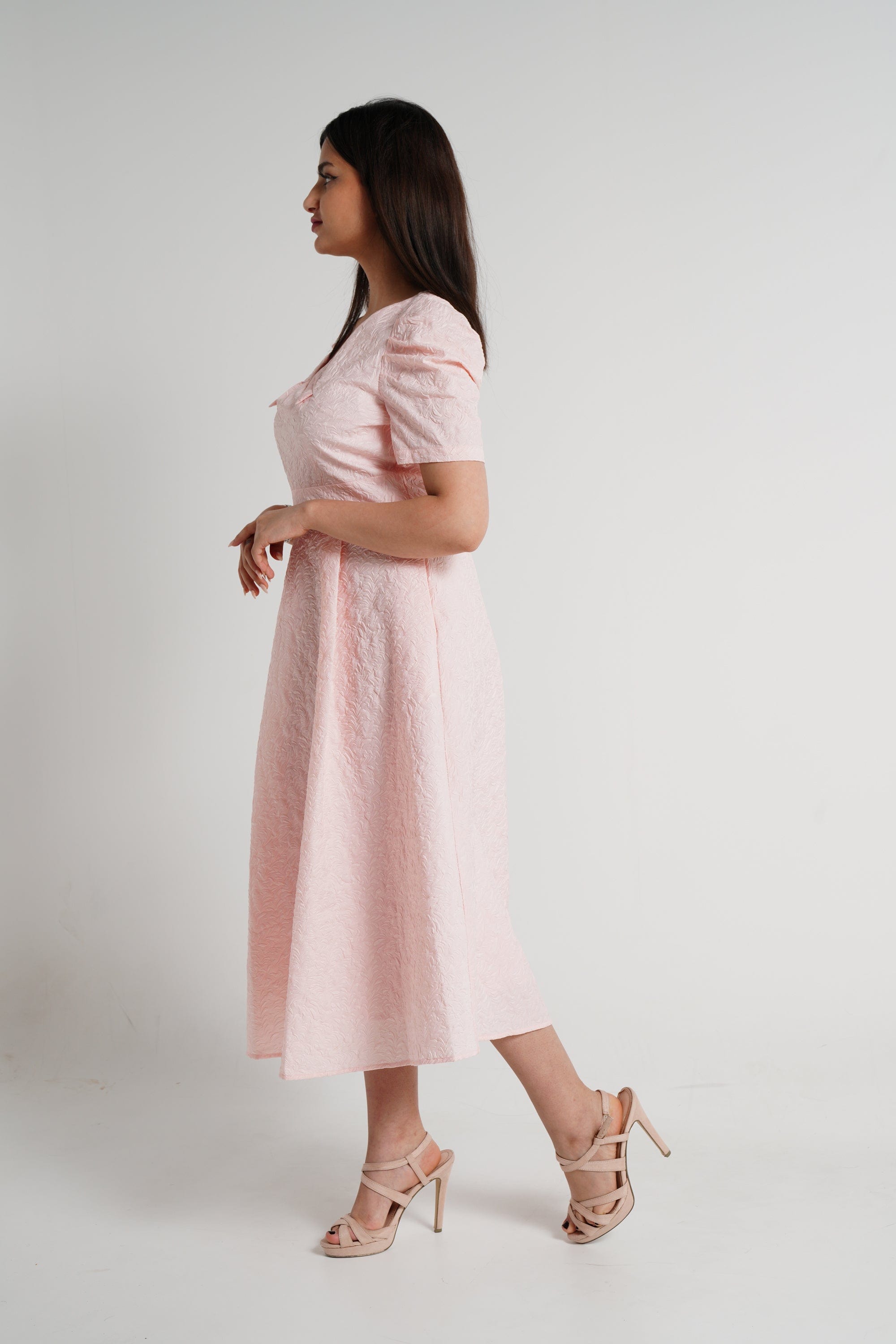 ميكا فستان ميدي نص كم مخصر مورد نسائي