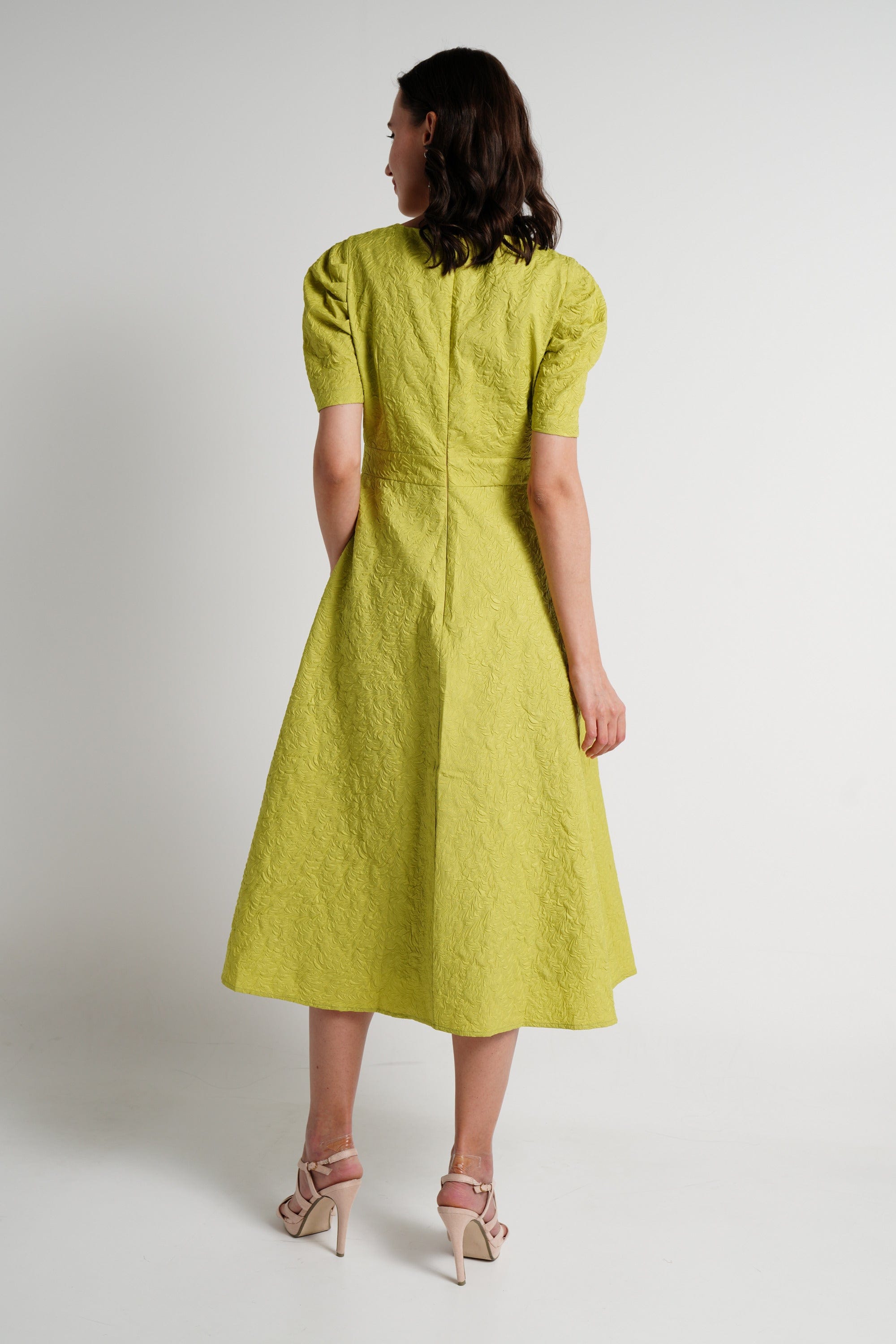 ميكا فستان ميدي نص كم مخصر مورد نسائي