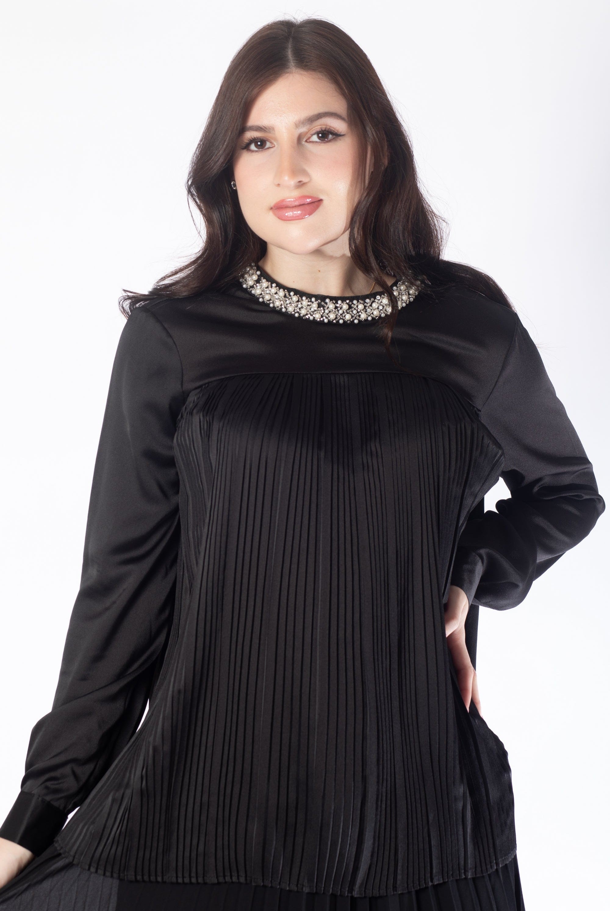 ميكا بلوزة بأكمام طويلة بياقة مزينة باللؤلؤ نسائي