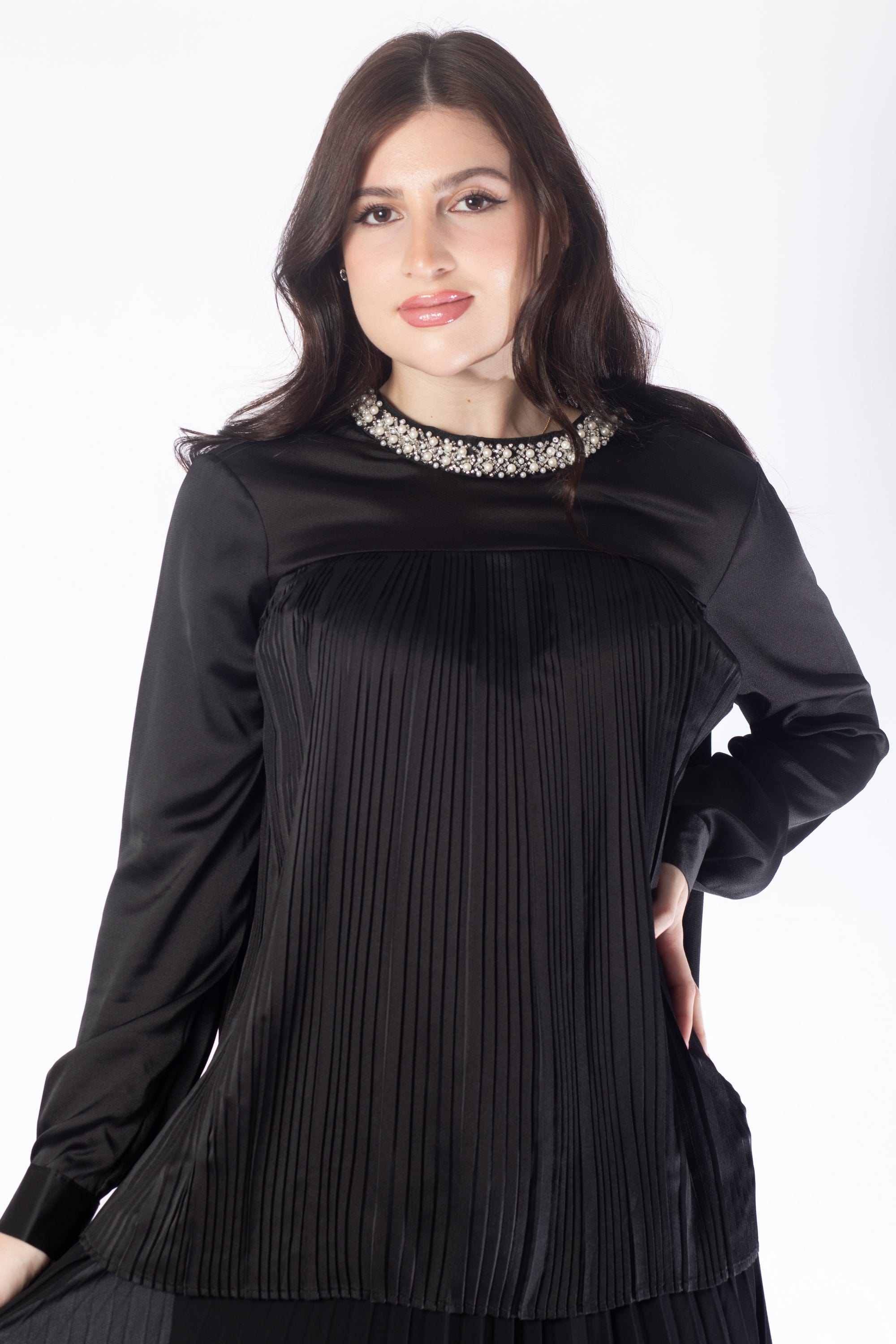 ميكا بلوزة بأكمام طويلة بياقة مزينة باللؤلؤ نسائي