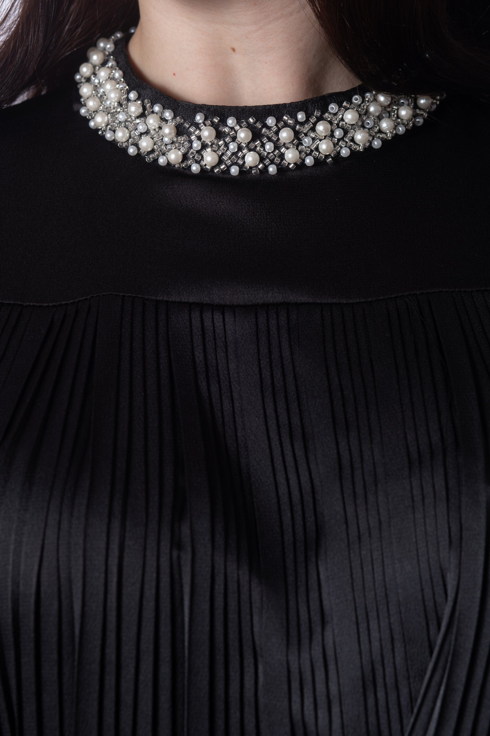 ميكا بلوزة بأكمام طويلة بياقة مزينة باللؤلؤ نسائي