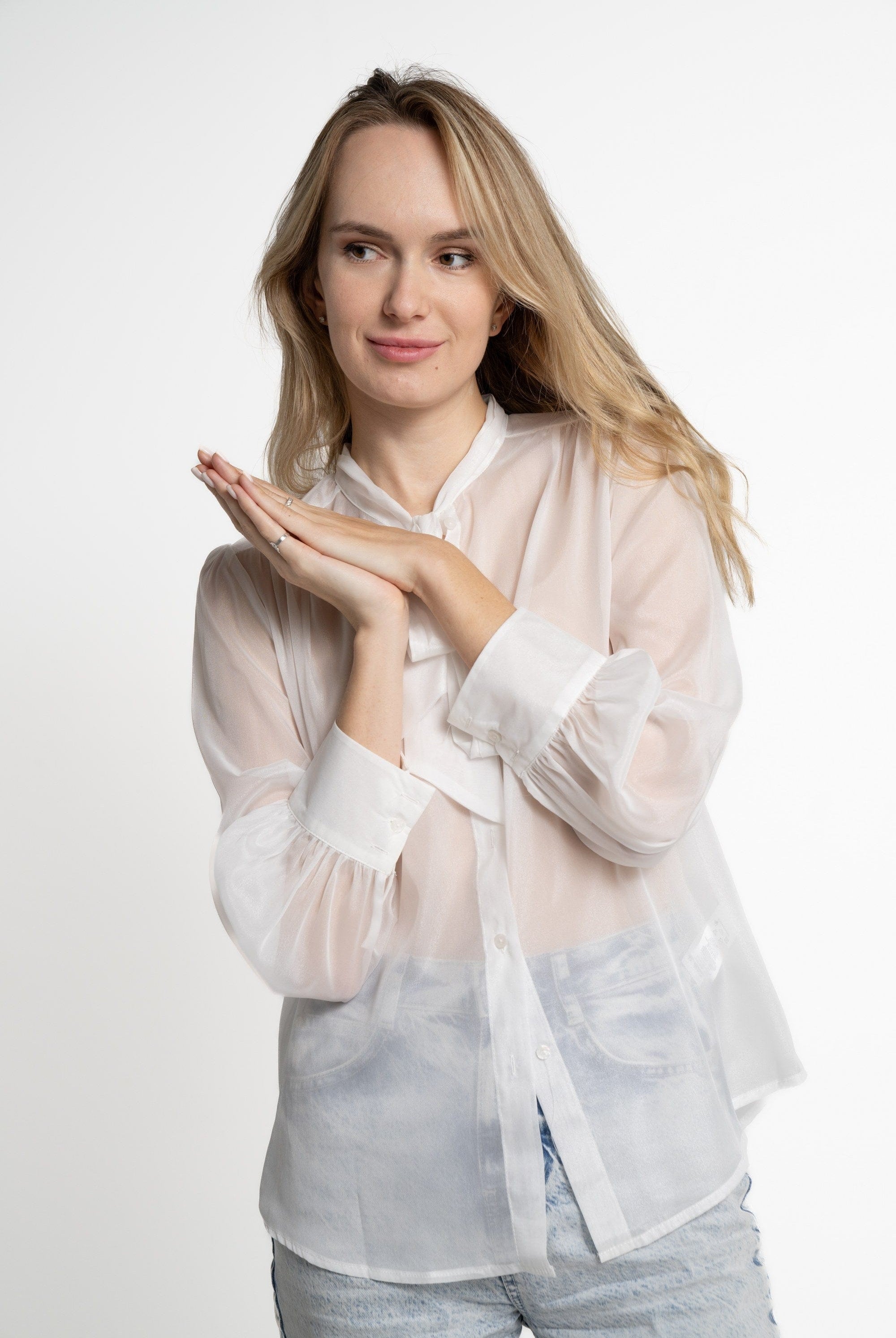 ميكا بلوزة شفافة بأكمام طويلة نسائية بأزرار أمامية