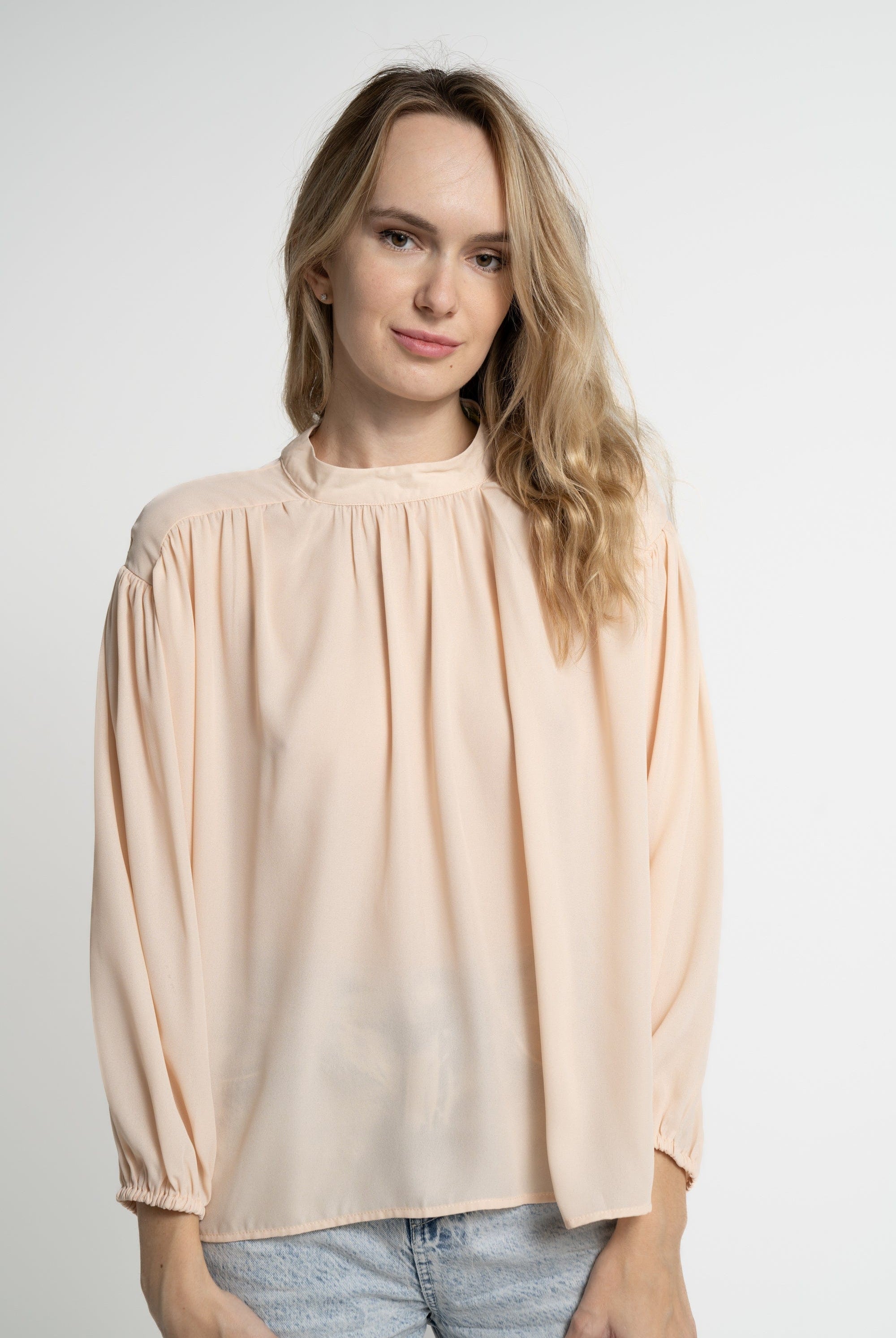 ميكا بلوزة بأكمام طويلة نسائية منفوخة سادة