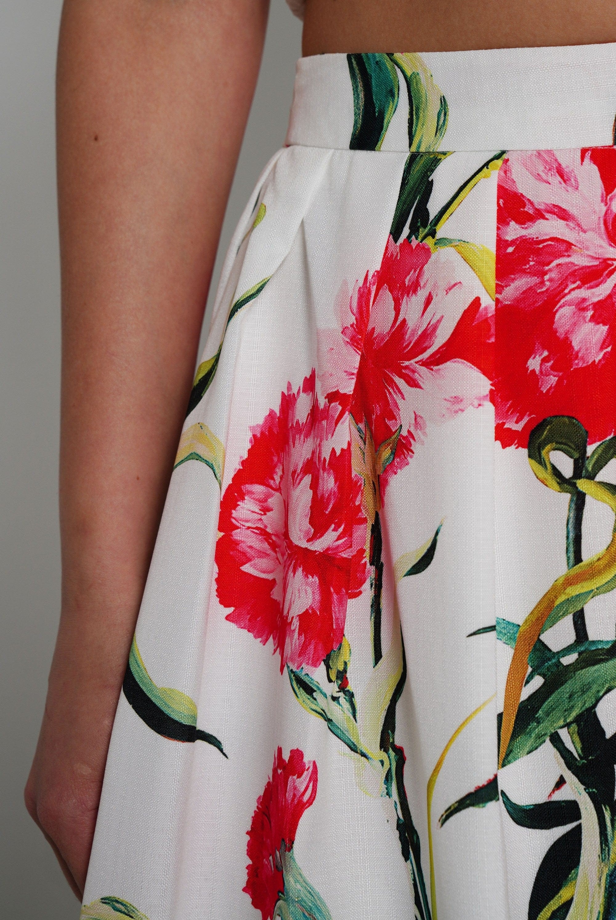 ميكا تنورة طويلة موردة خصر مرتفع نسائي أحمر